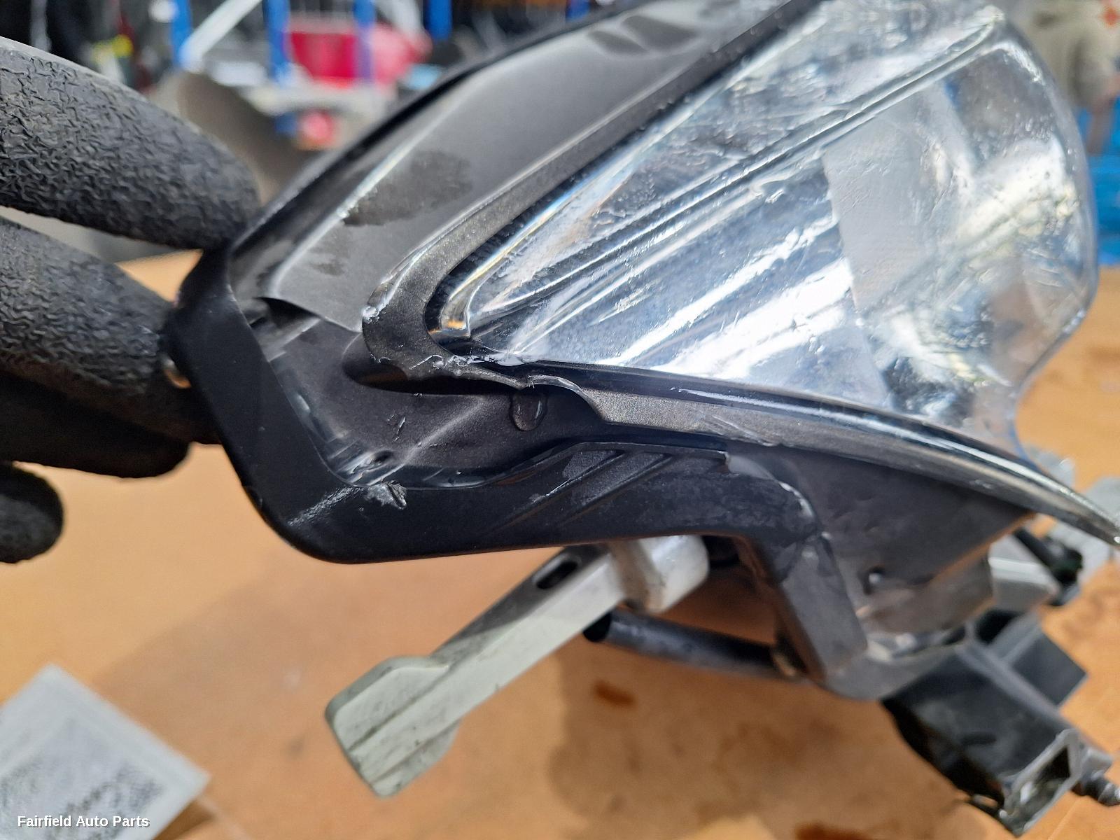 2013-2016 Lexus Is Series Right Headlamp