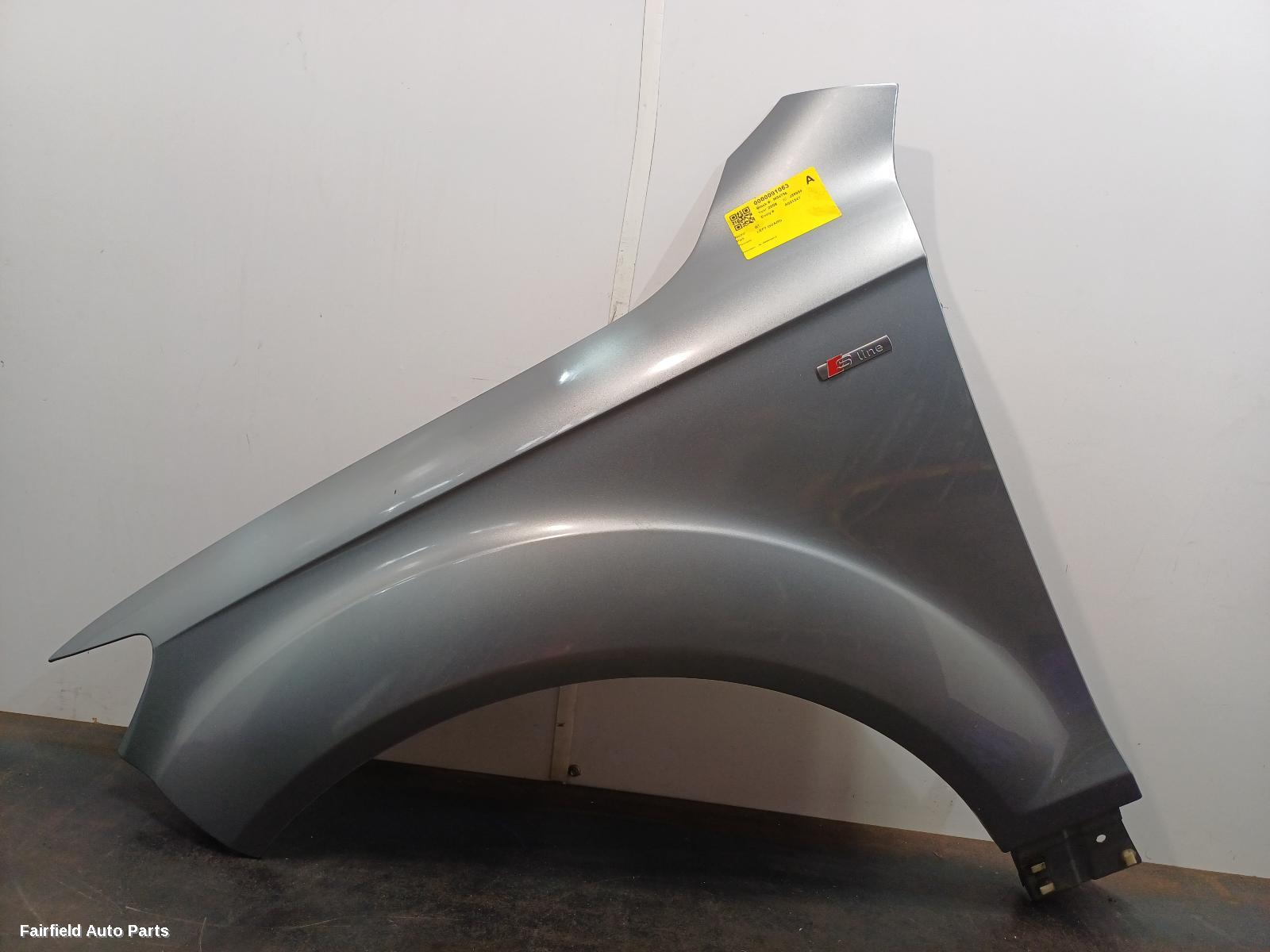 2006-2015 Audi Q7 Left Guard