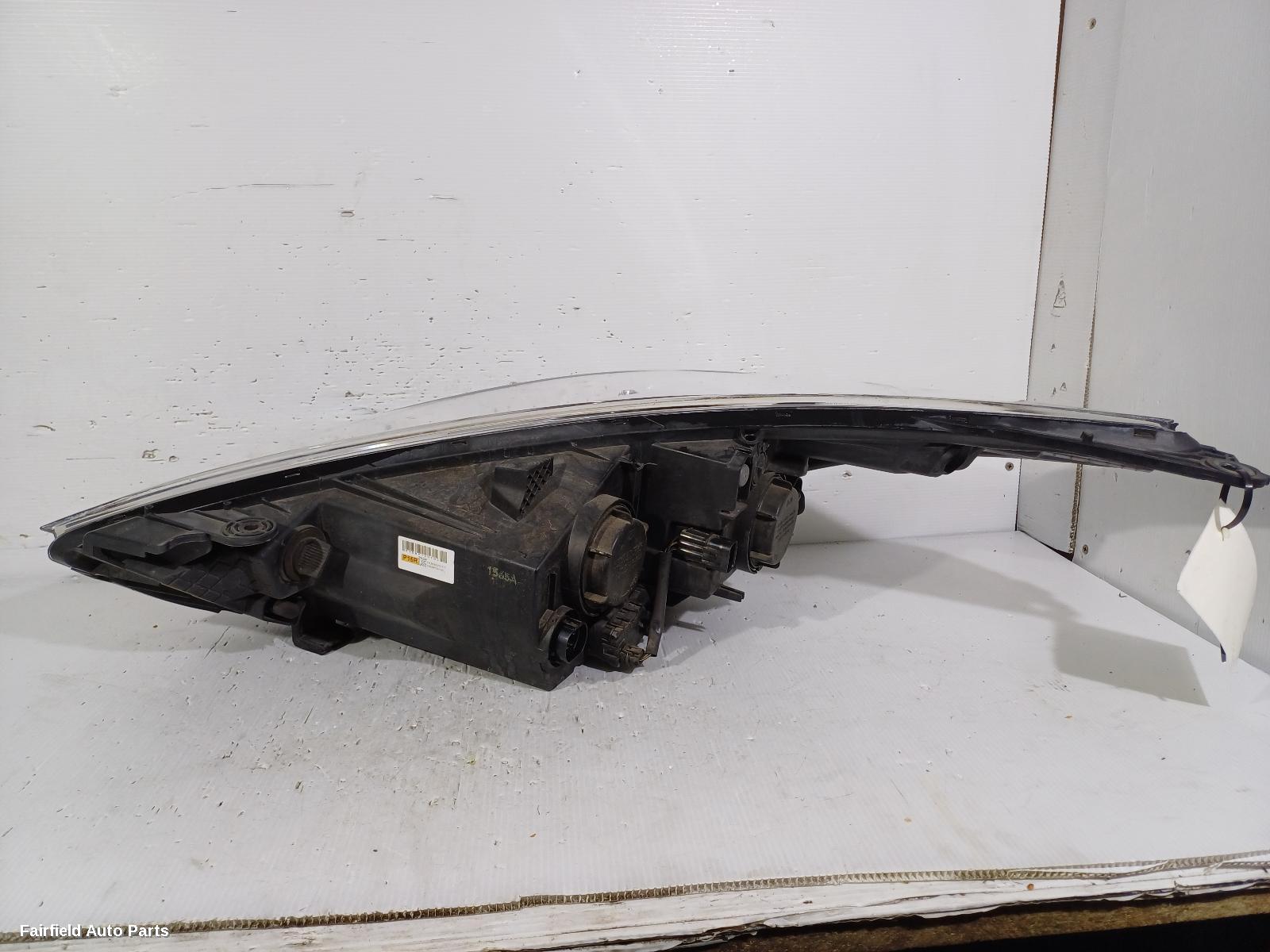 2011-2018 Hyundai Veloster Right Headlamp