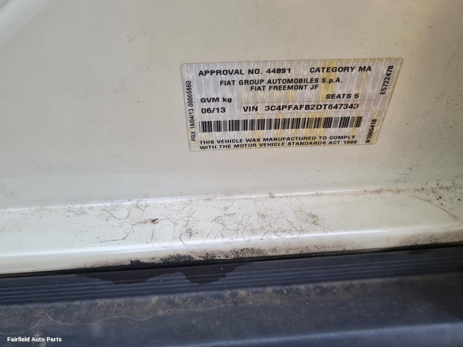 2013 Fiat Freemont Right Headlamp