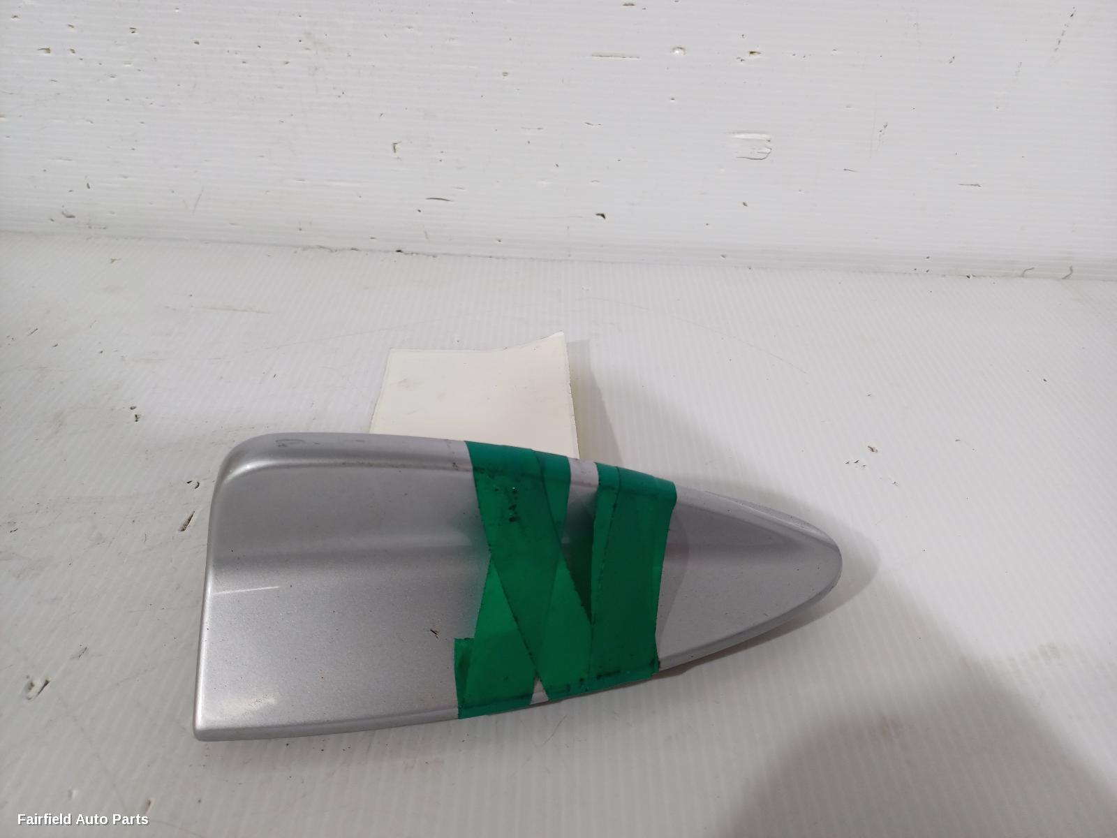 2010-2015 Bmw X1 Antenna