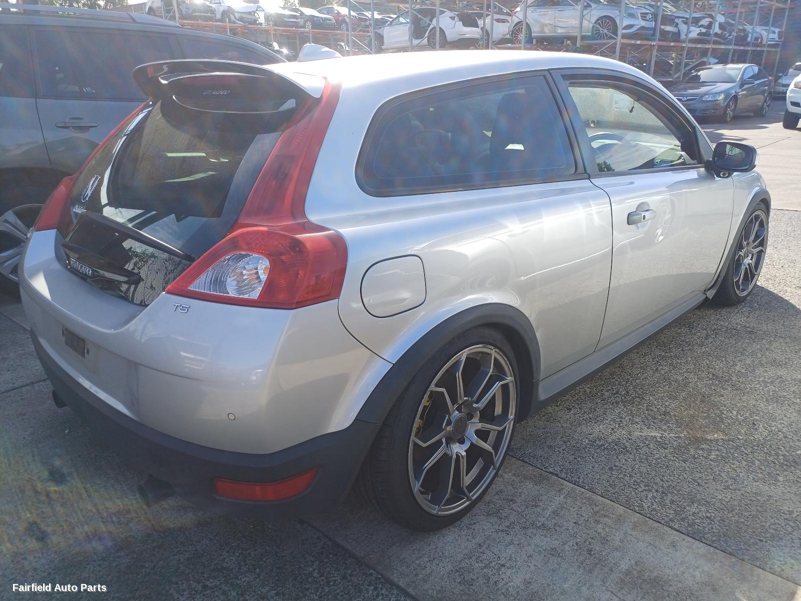2007-2010 Volvo C30 Left Door Mirror