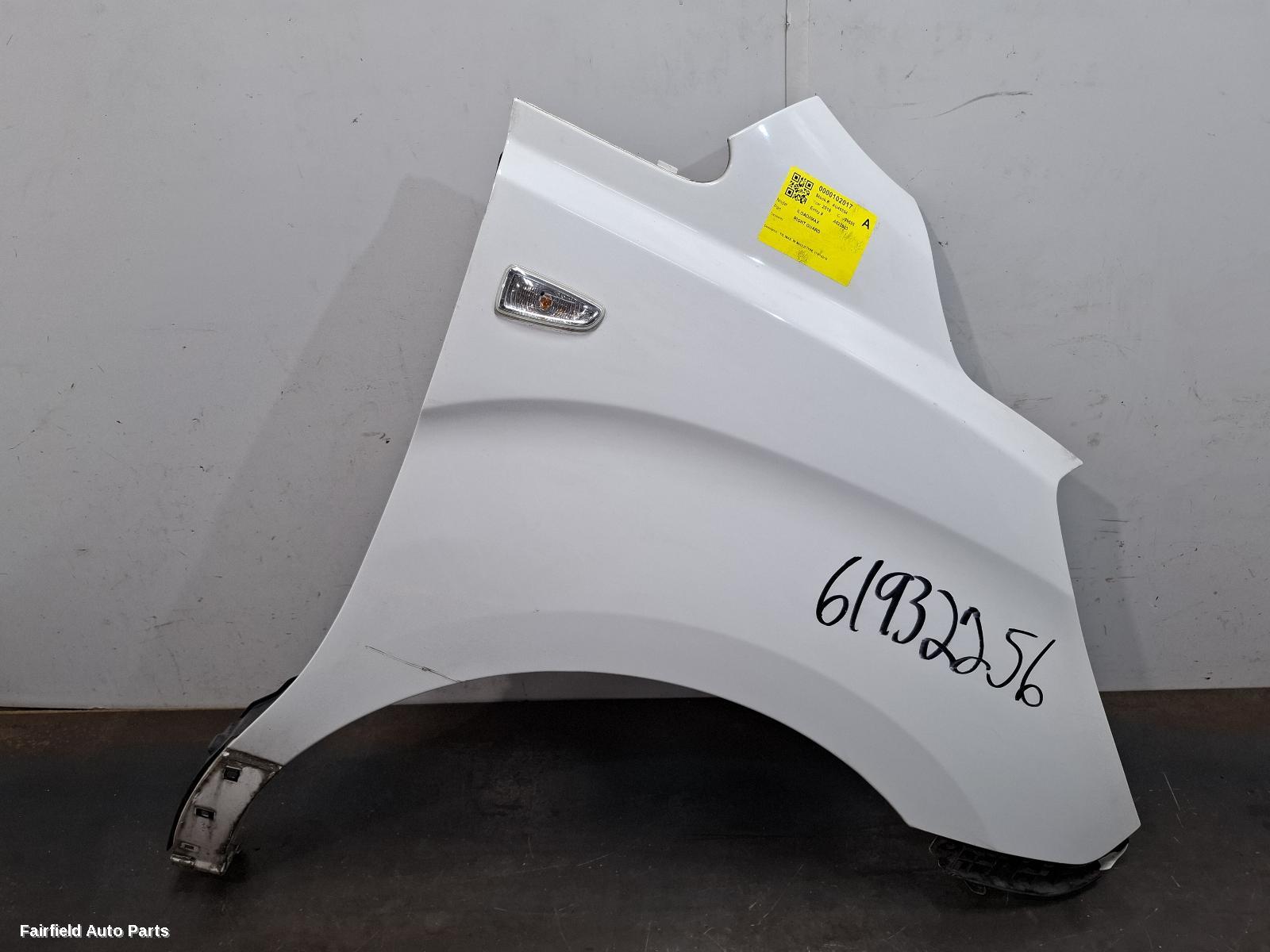 2007-2018 Hyundai Iload/imax Right Guard