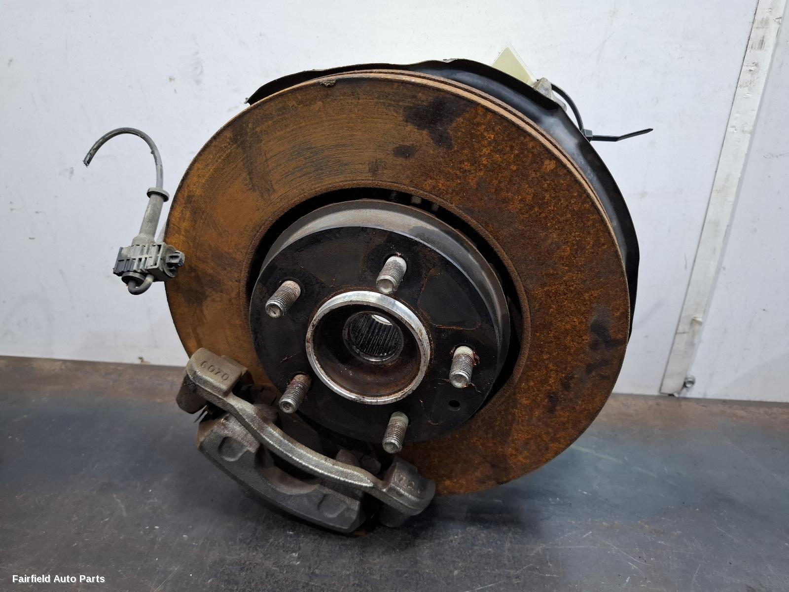 2017-2025 Mazda Cx5 Right Front Hub Assembly