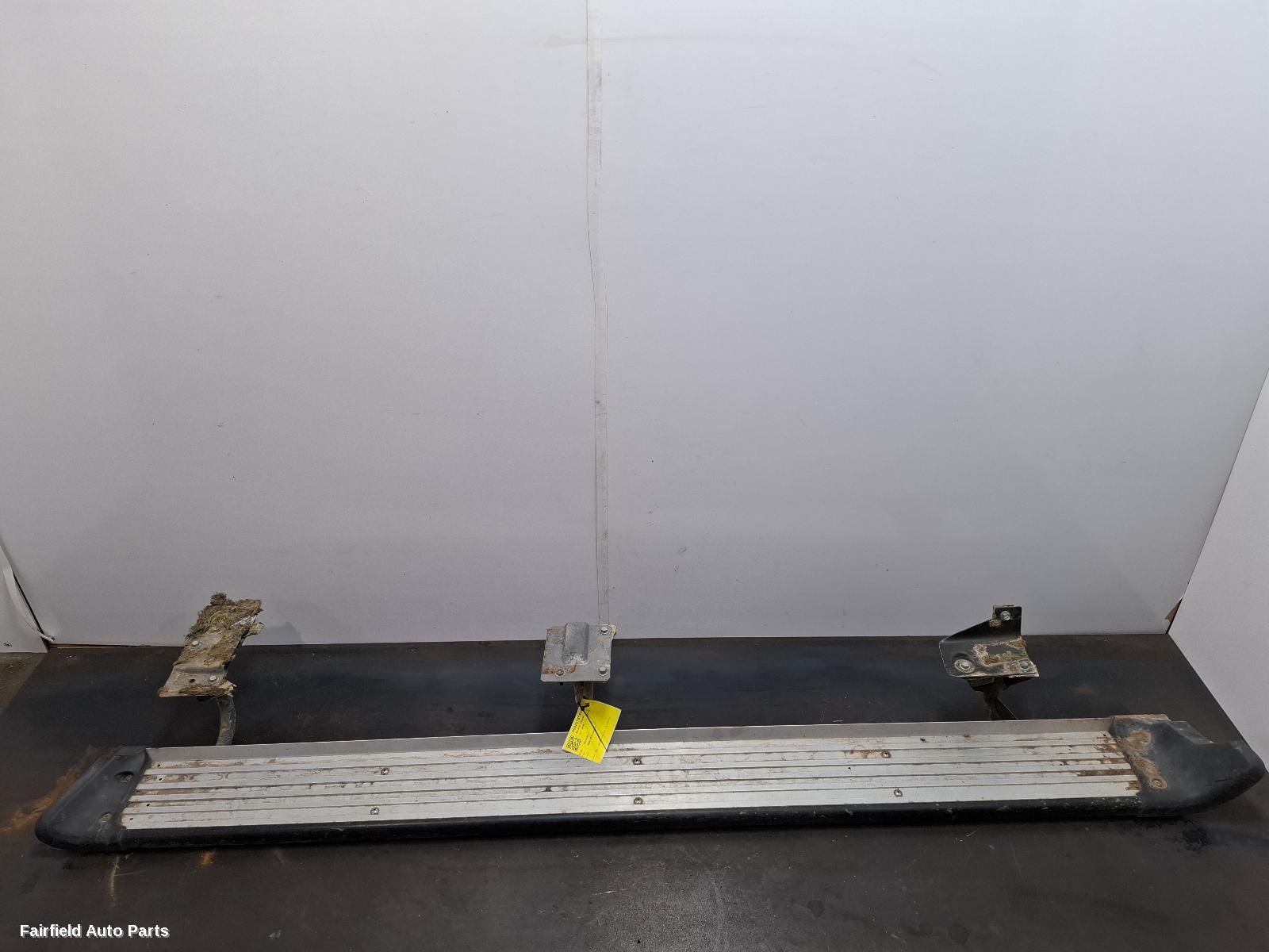 1997-2015 Nissan Navara Side Step Skirt