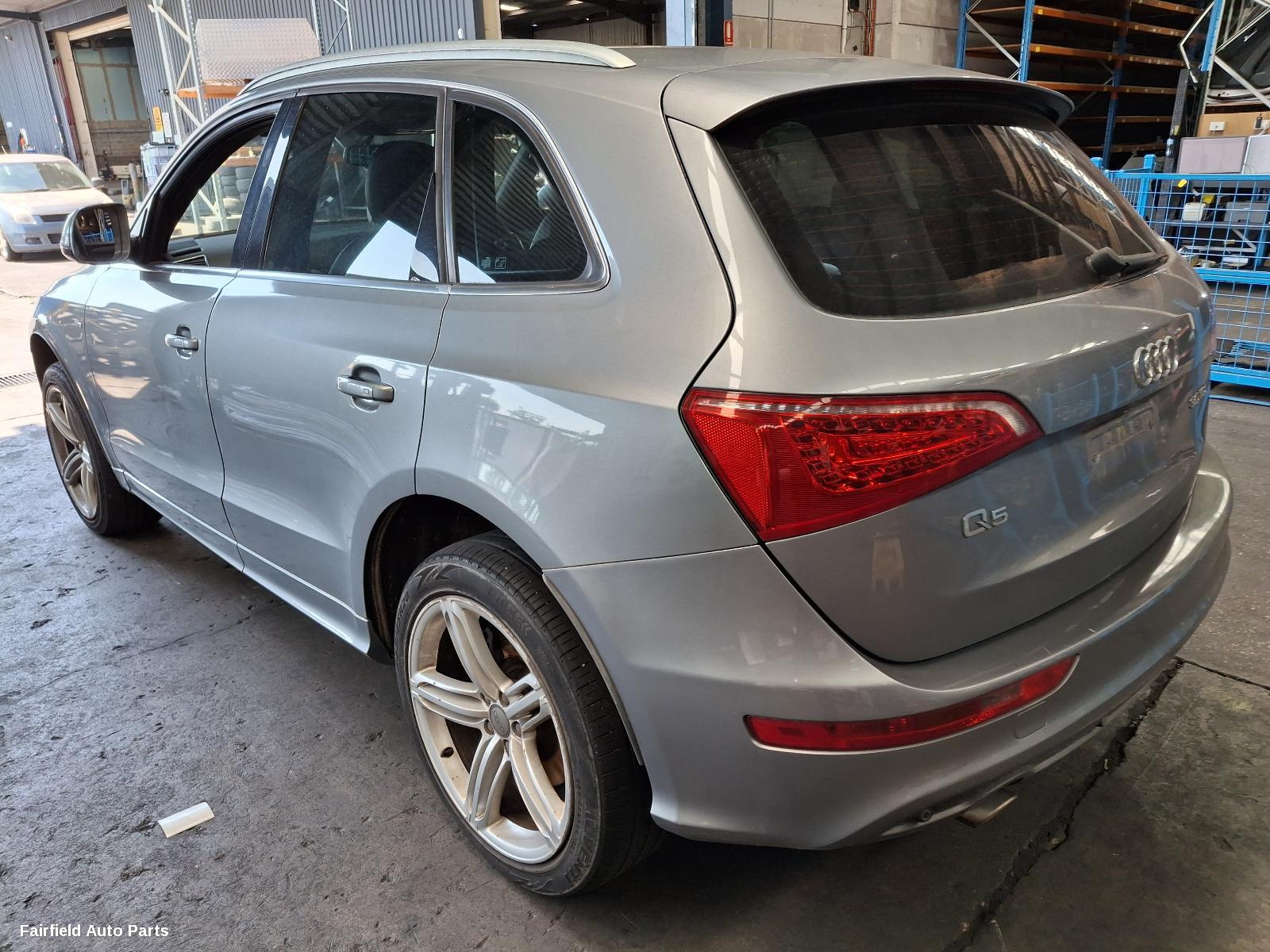 2011 Audi Q5 Right Door Mirror