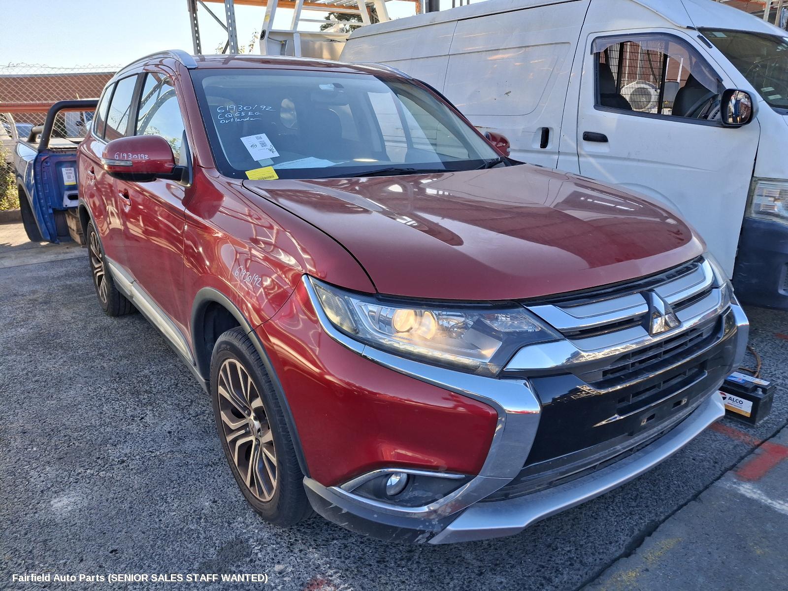 2016 Mitsubishi Outlander Left Driveshaft