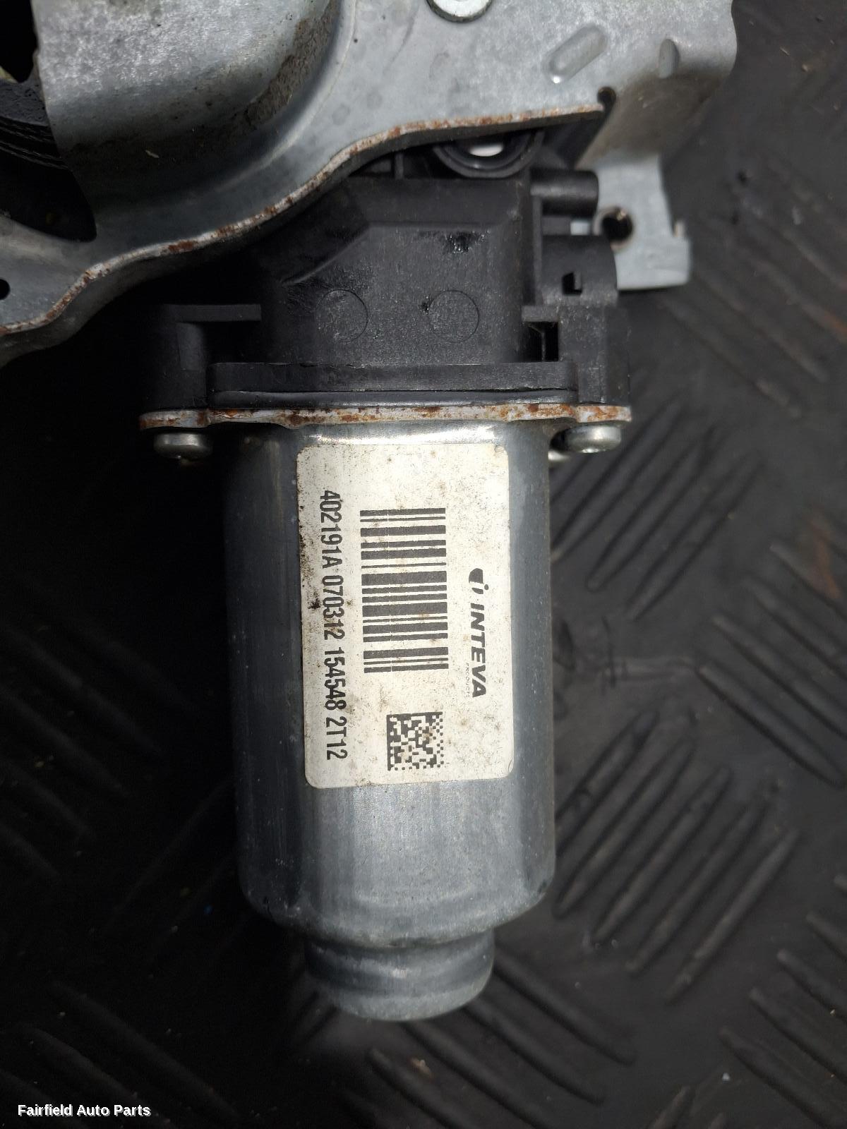 2007-2014 Nissan Dualis Left Rear Wnd Reg Motor