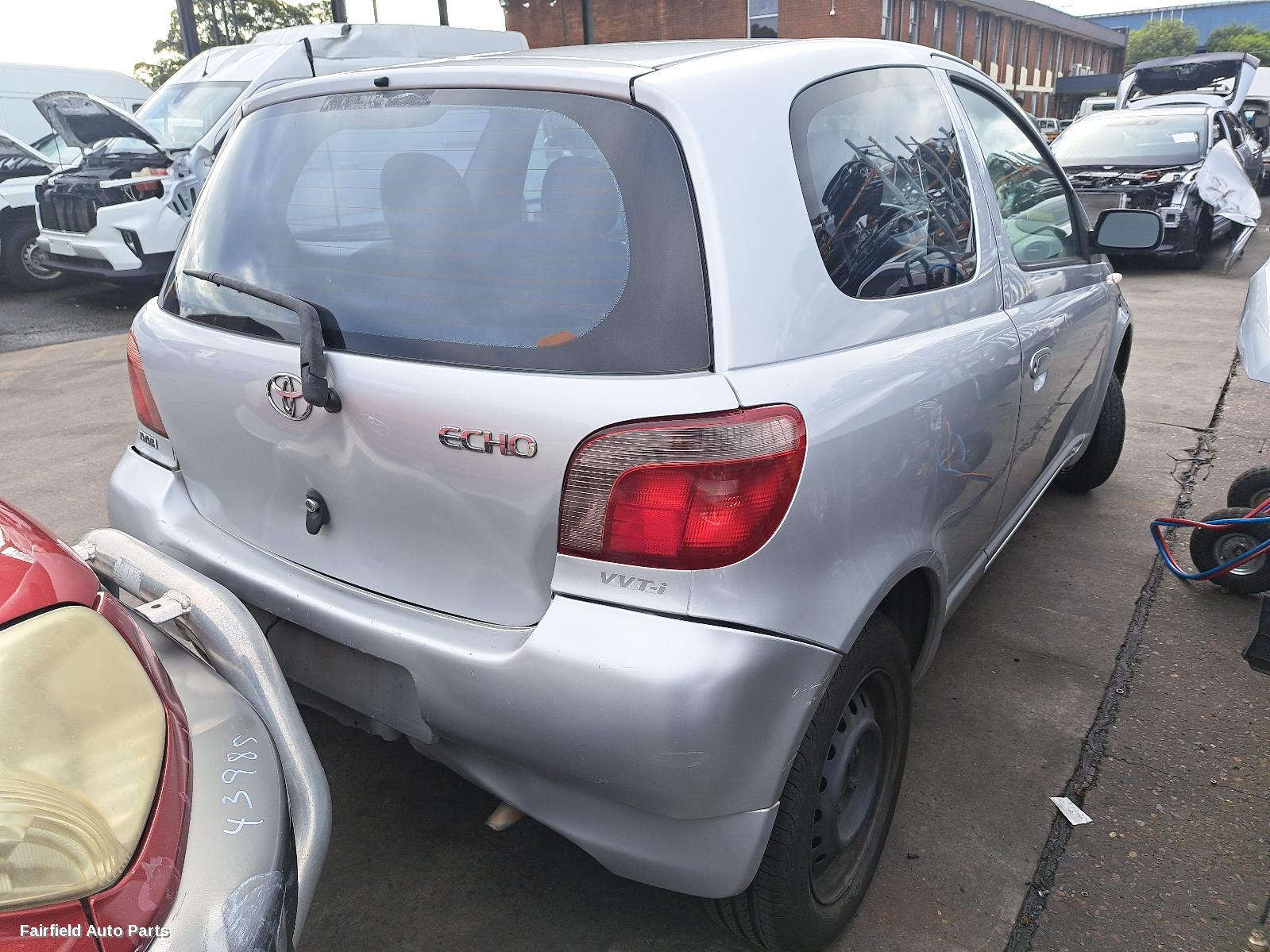 1999 Toyota Echo Right Headlamp