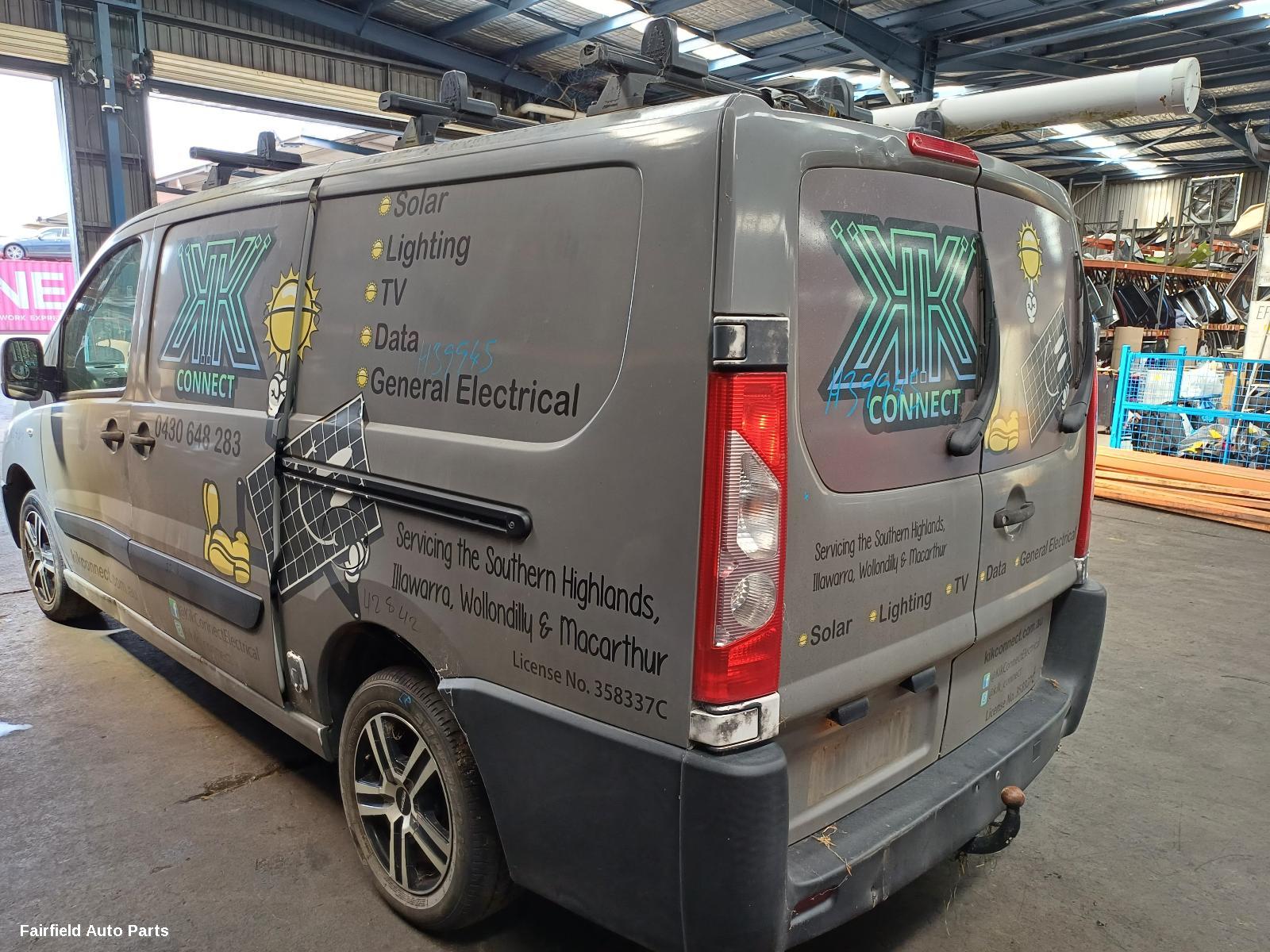 2008 Fiat Scudo Bonnet