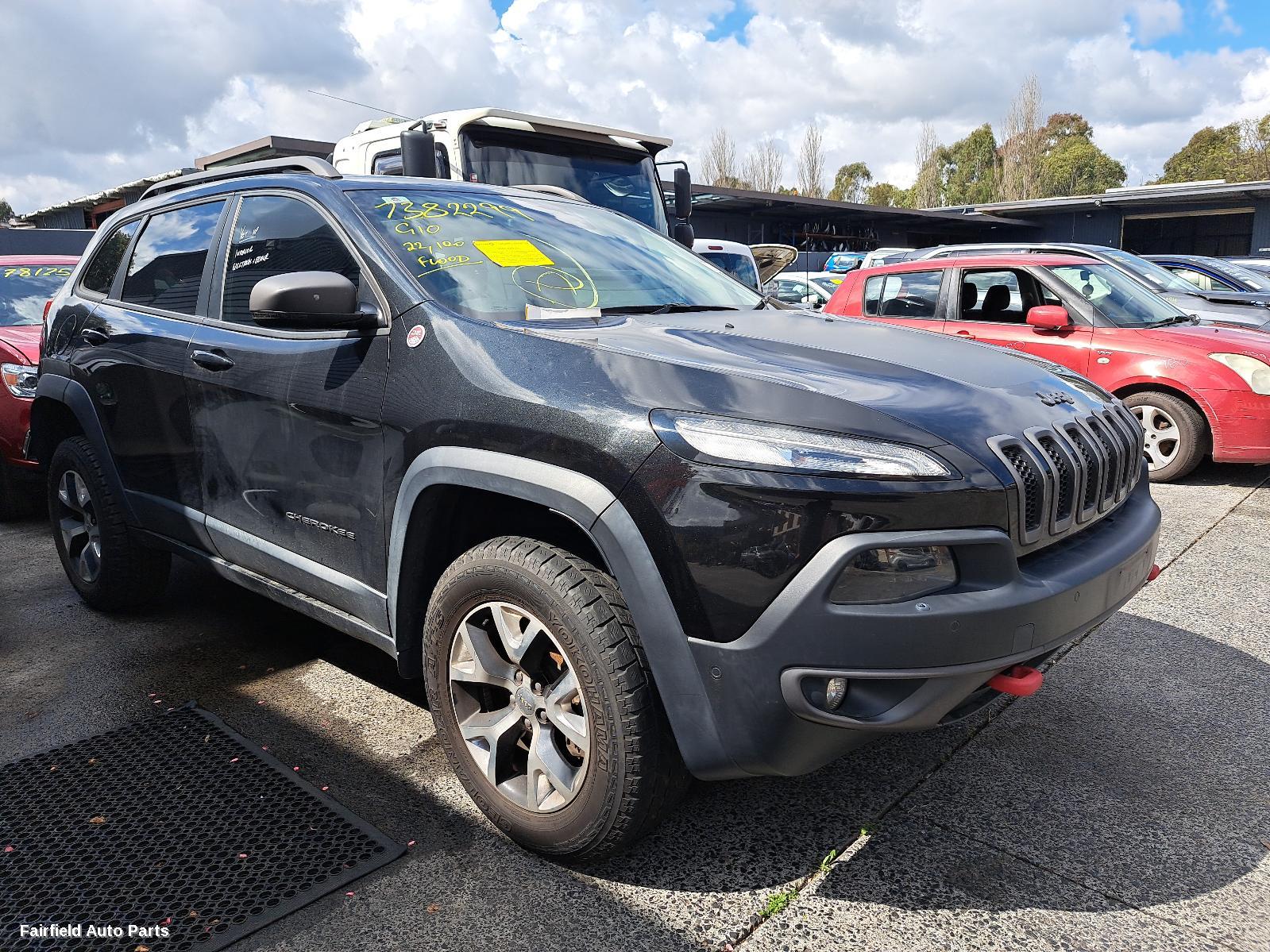 2015 Jeep Cherokee F Bar Reinforc Brack