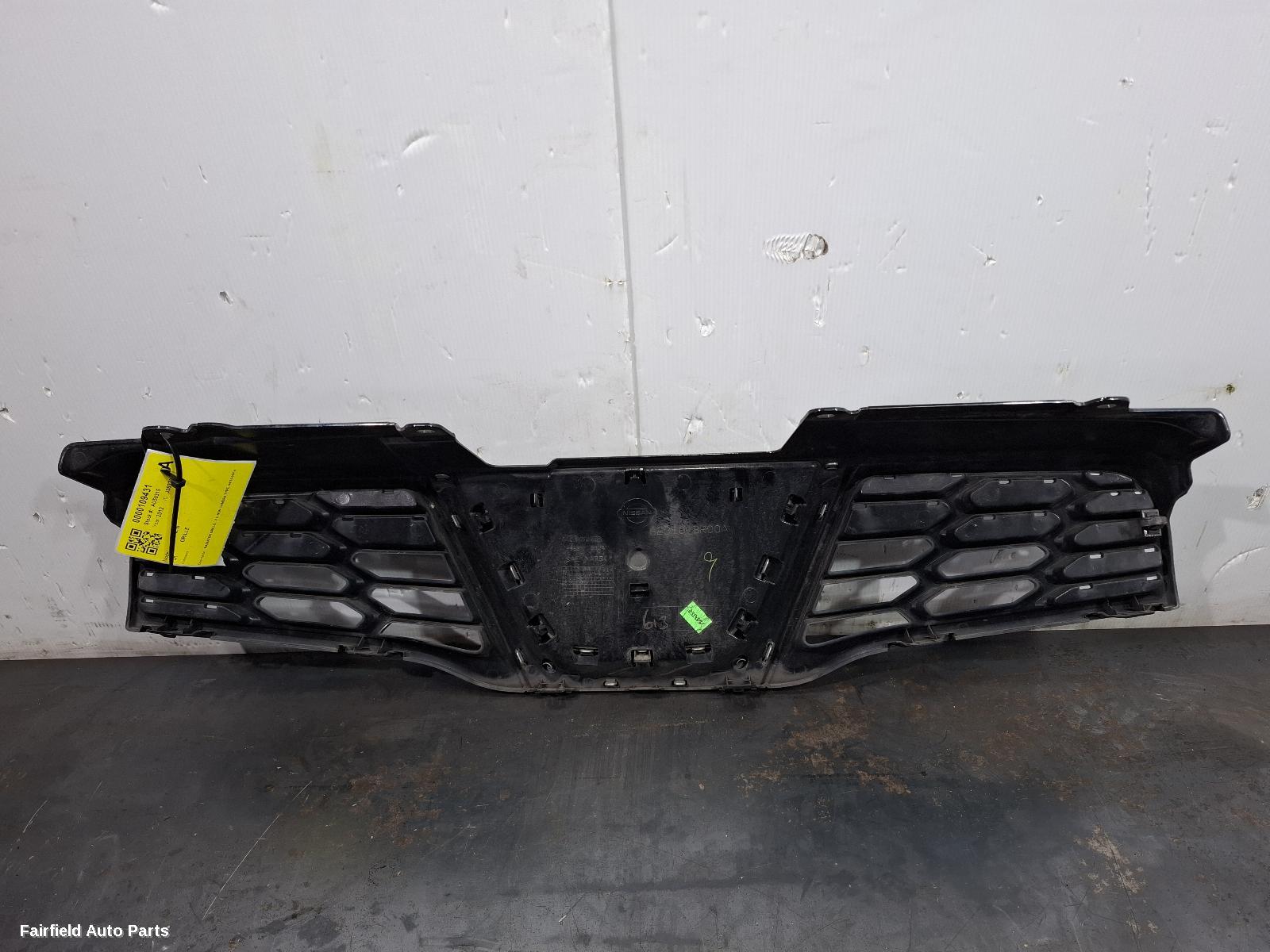 2010-2014 Nissan Dualis Grille