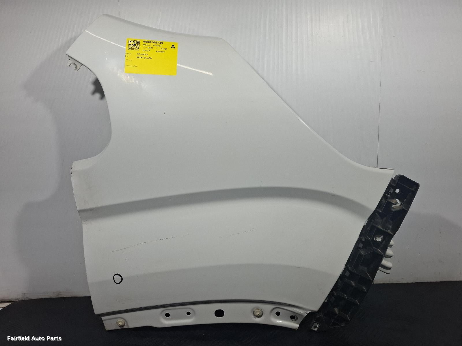2020-2026 Ldv Deliver 9 Right Guard