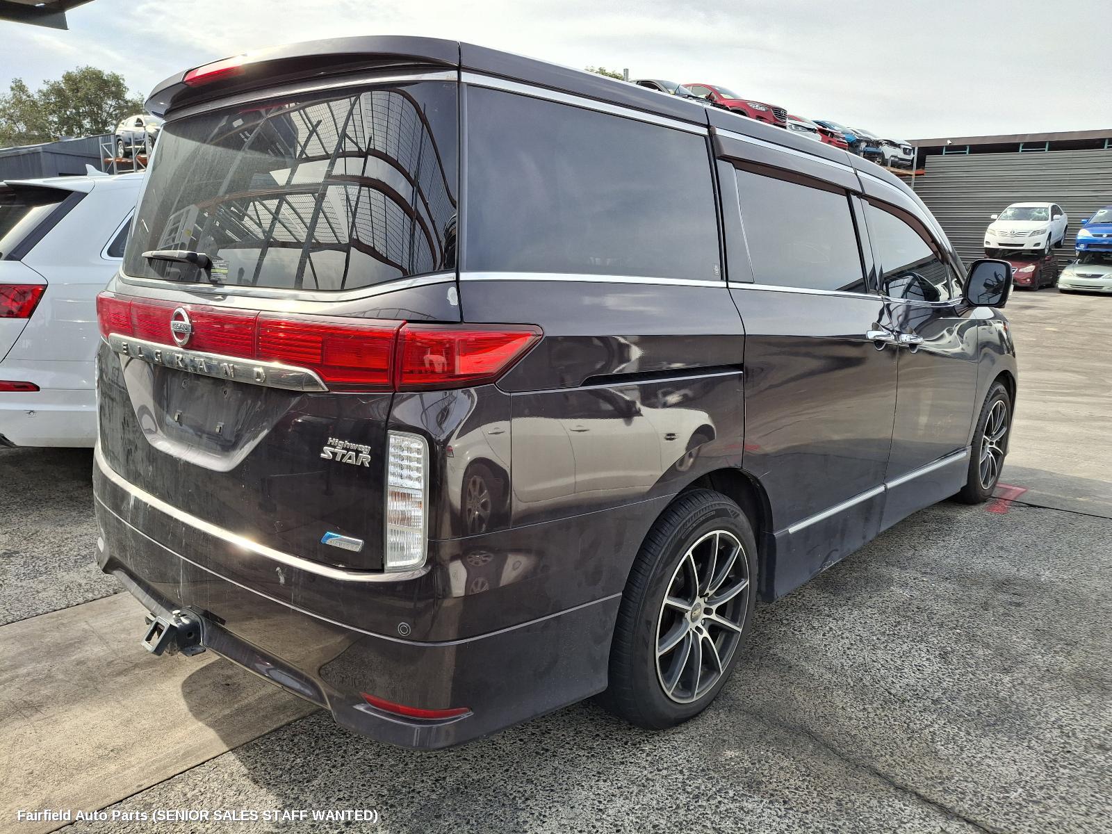 2011 Nissan Elgrand Right Headlamp