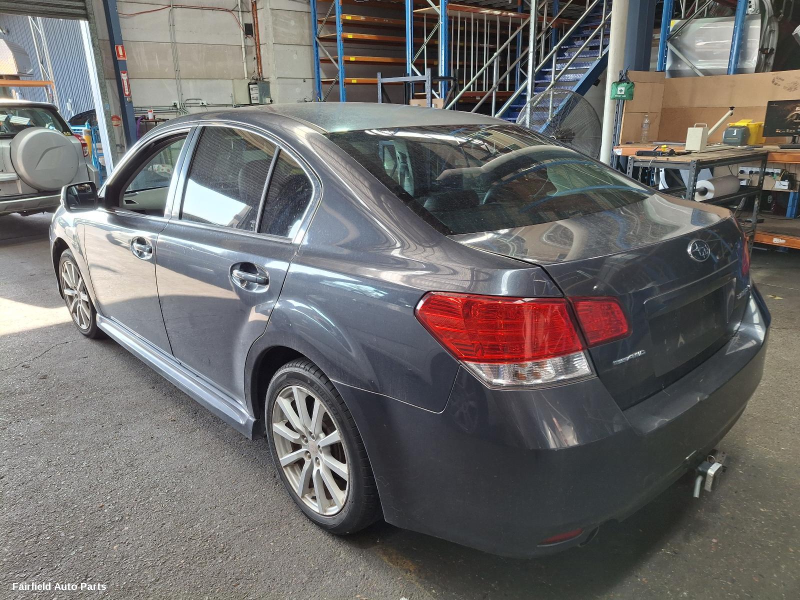 2009 Subaru Liberty Grille