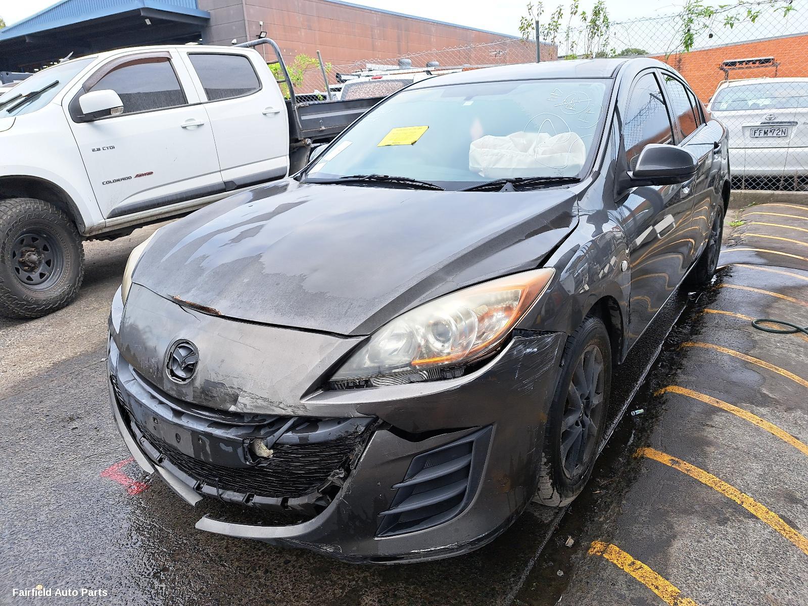 2009-2013 Mazda 3 Left Front Door Window
