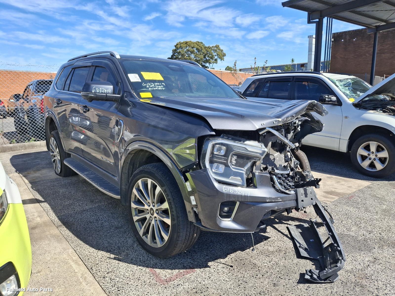 2024 Ford Everest Side Step Skirt