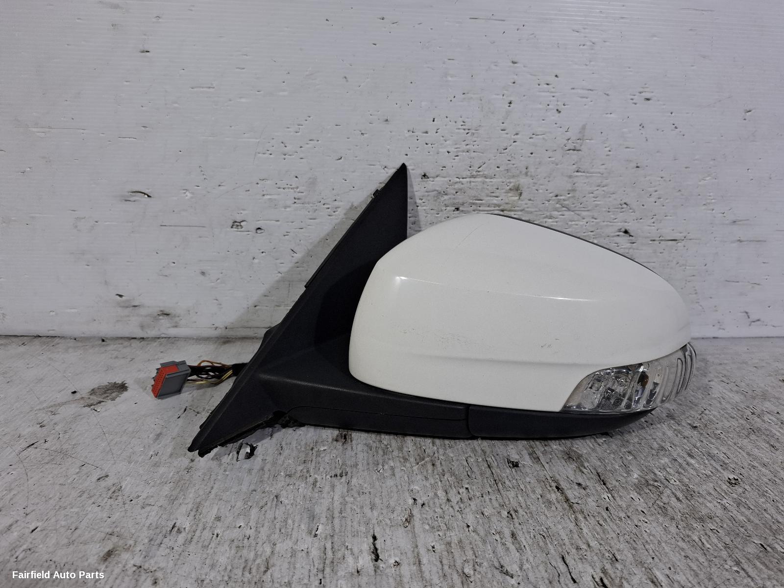 2008-2015 Jaguar Xf Left Door Mirror