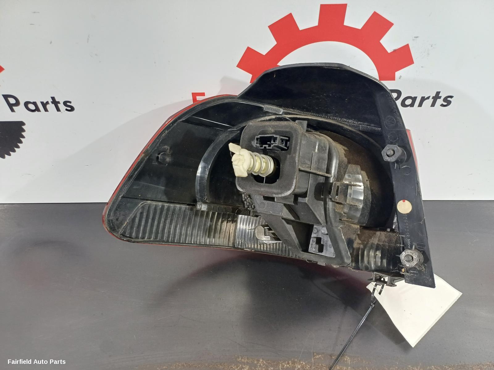 2008 Volkswagen Golf Right Taillight