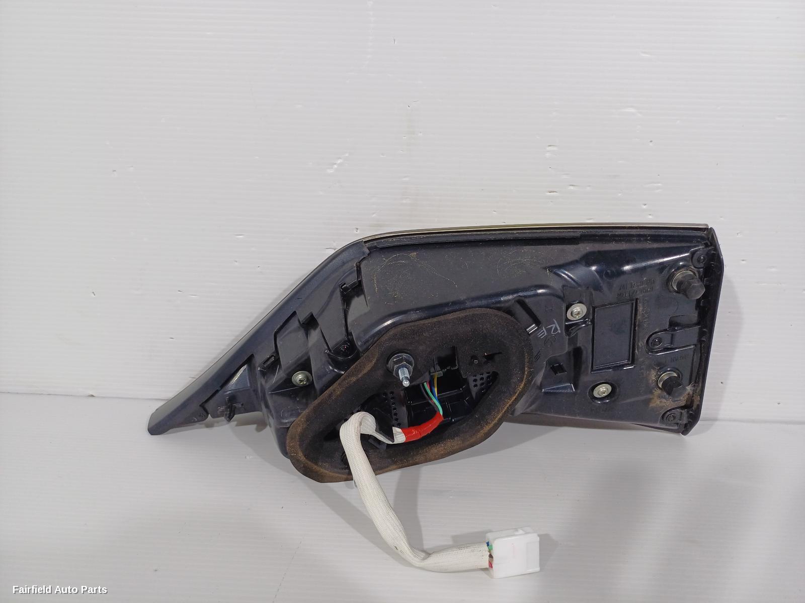 2015-2020 Lexus Gs Rear Garnish
