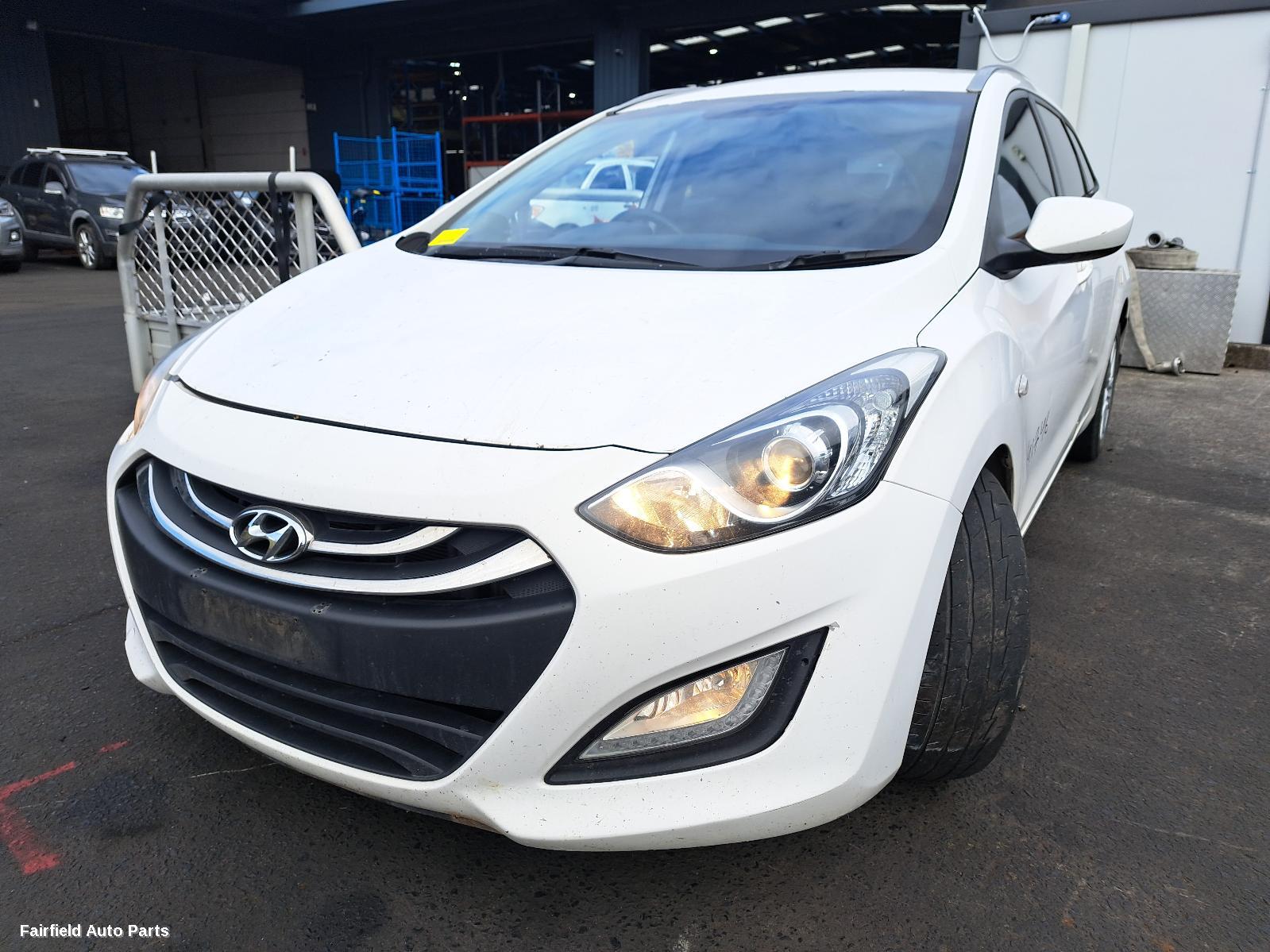 2014 Hyundai I30 Left Taillight