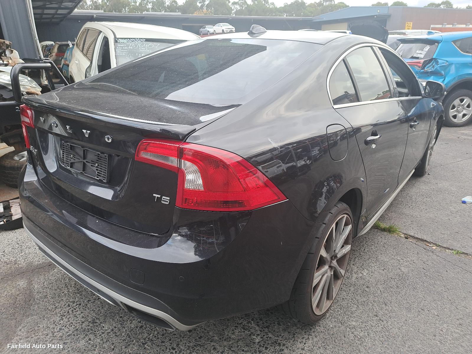 2010-2018 Volvo S60/v60 Right Door Mirror