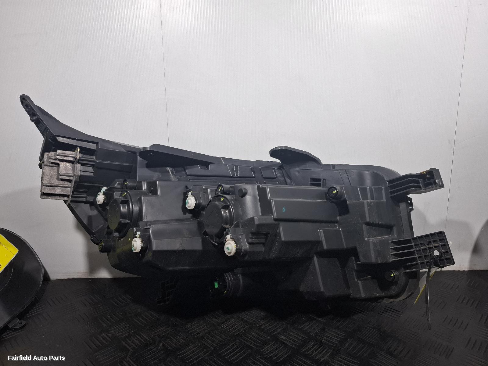 2020-2026 Ldv Deliver 9 Left Headlamp