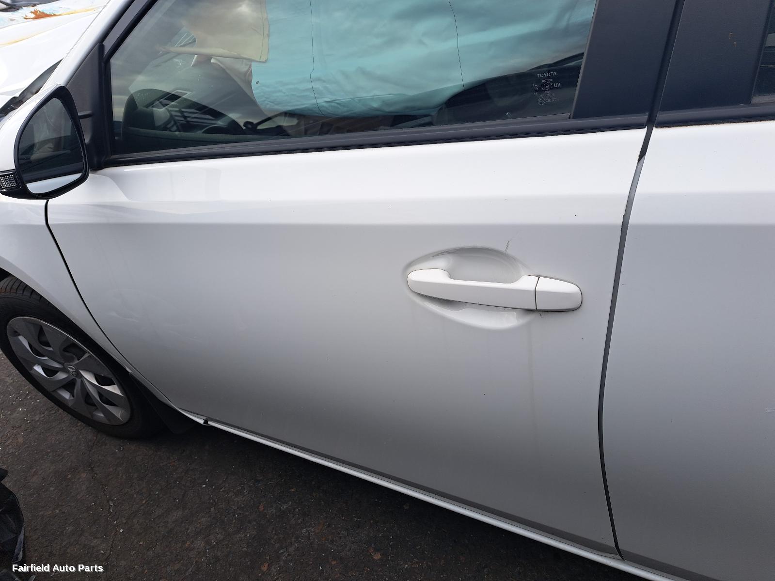 2017 Toyota Corolla Door Boot Gate Lock