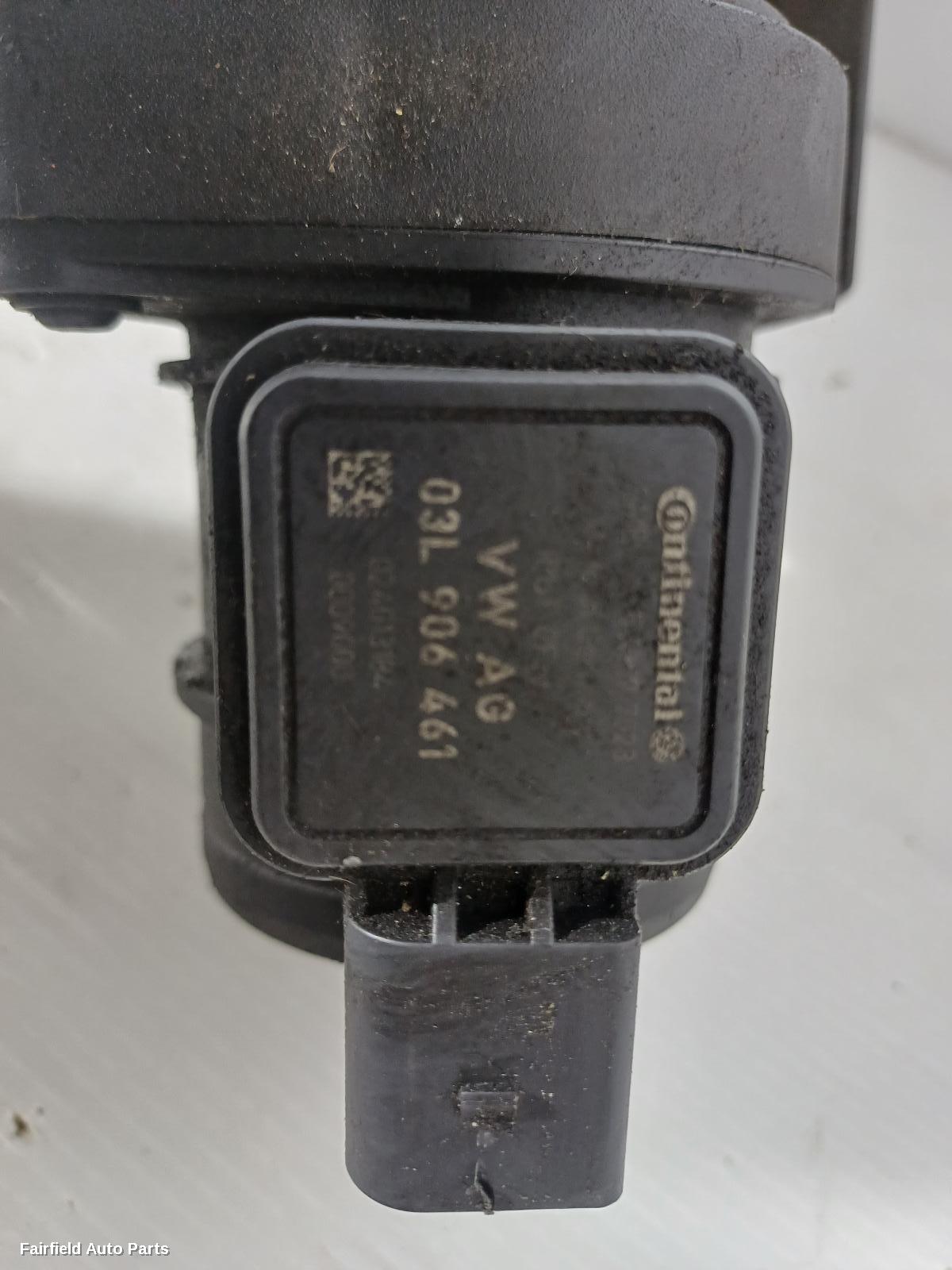 2010-2015 Volkswagen Caddy Air Cleaner Box