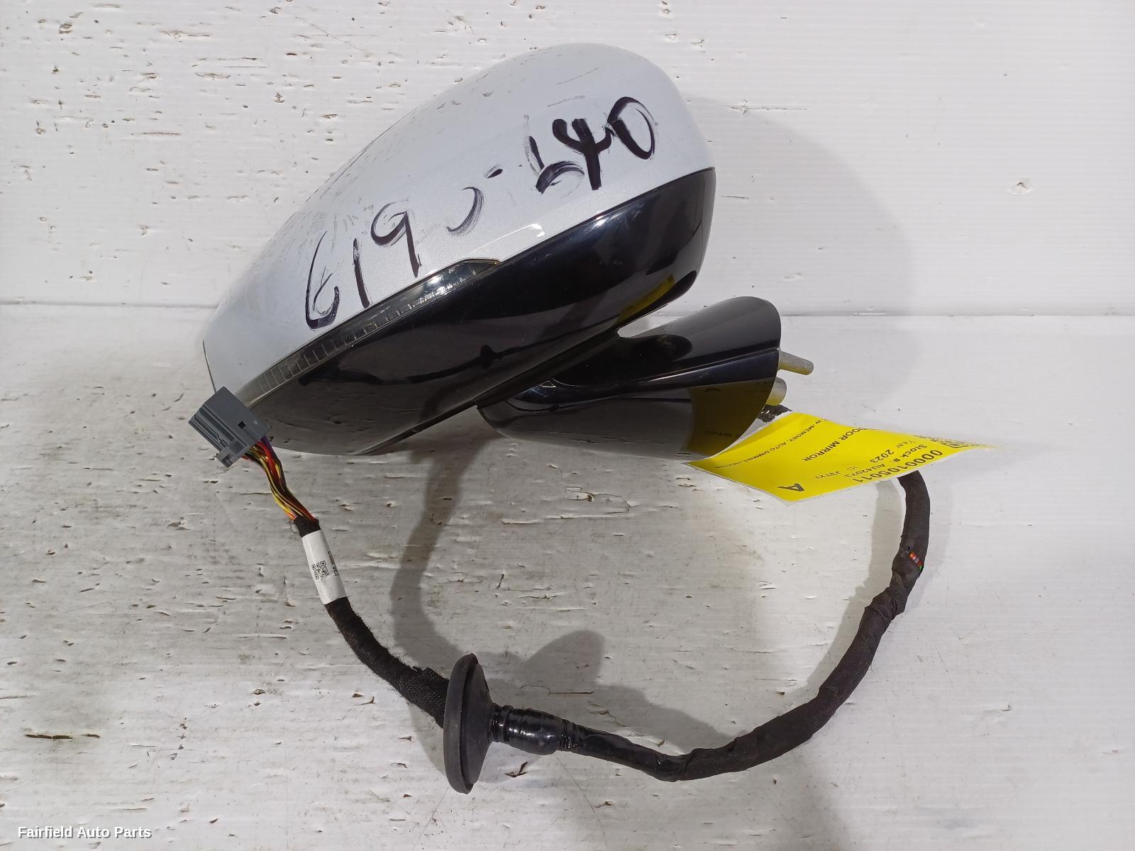 2021-2024 Polestar 2 Right Door Mirror