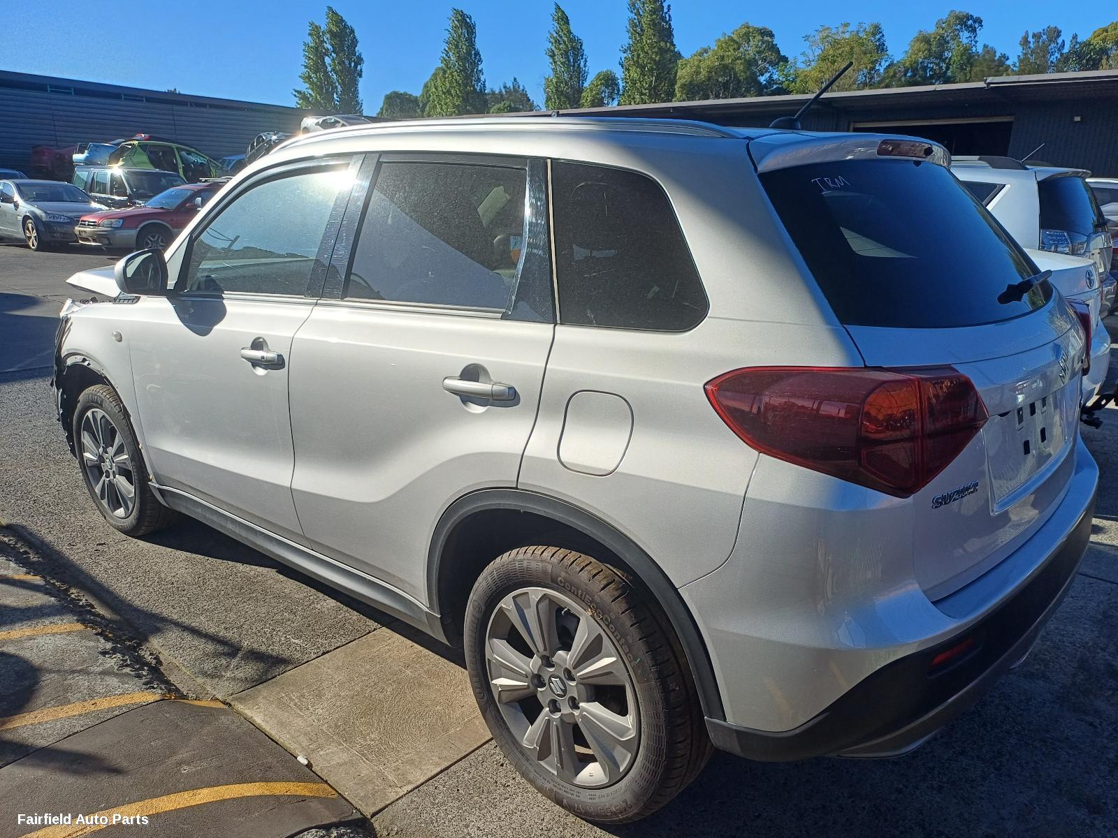 2023 Suzuki Vitara Right Driveshaft