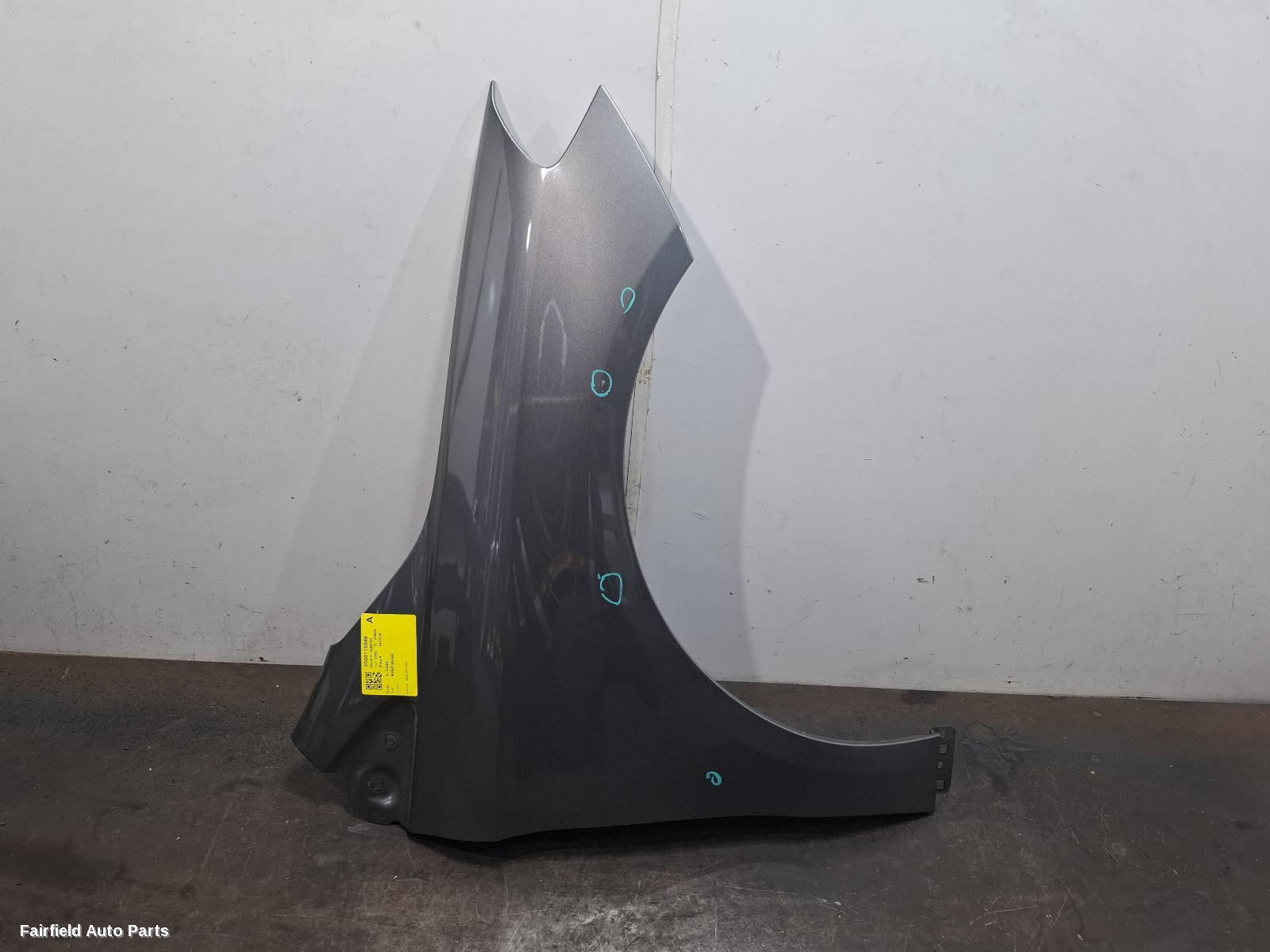 2011-2019 Mercedes B Class Right Guard