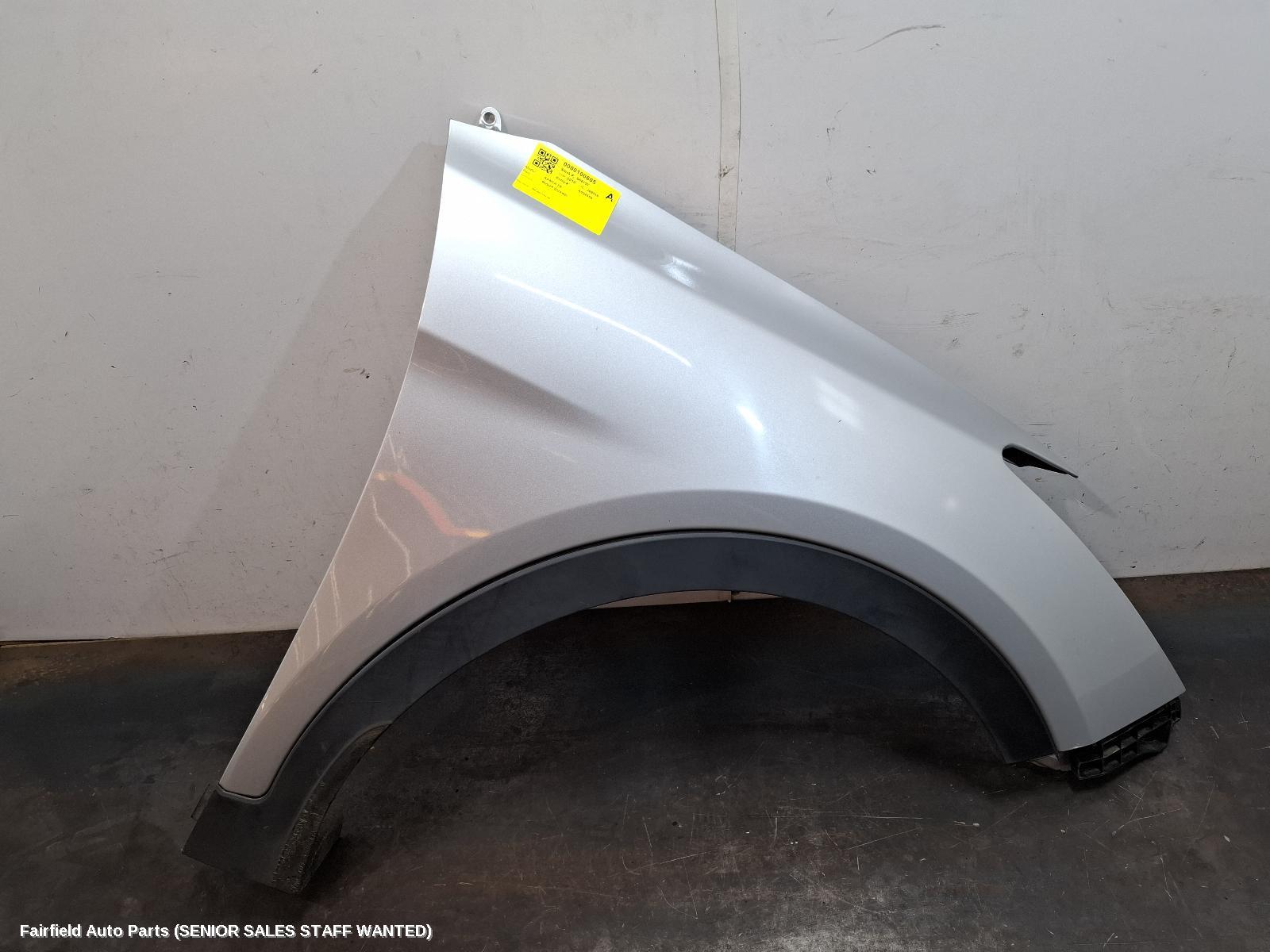 2016 Hyundai Santa Fe Right Guard