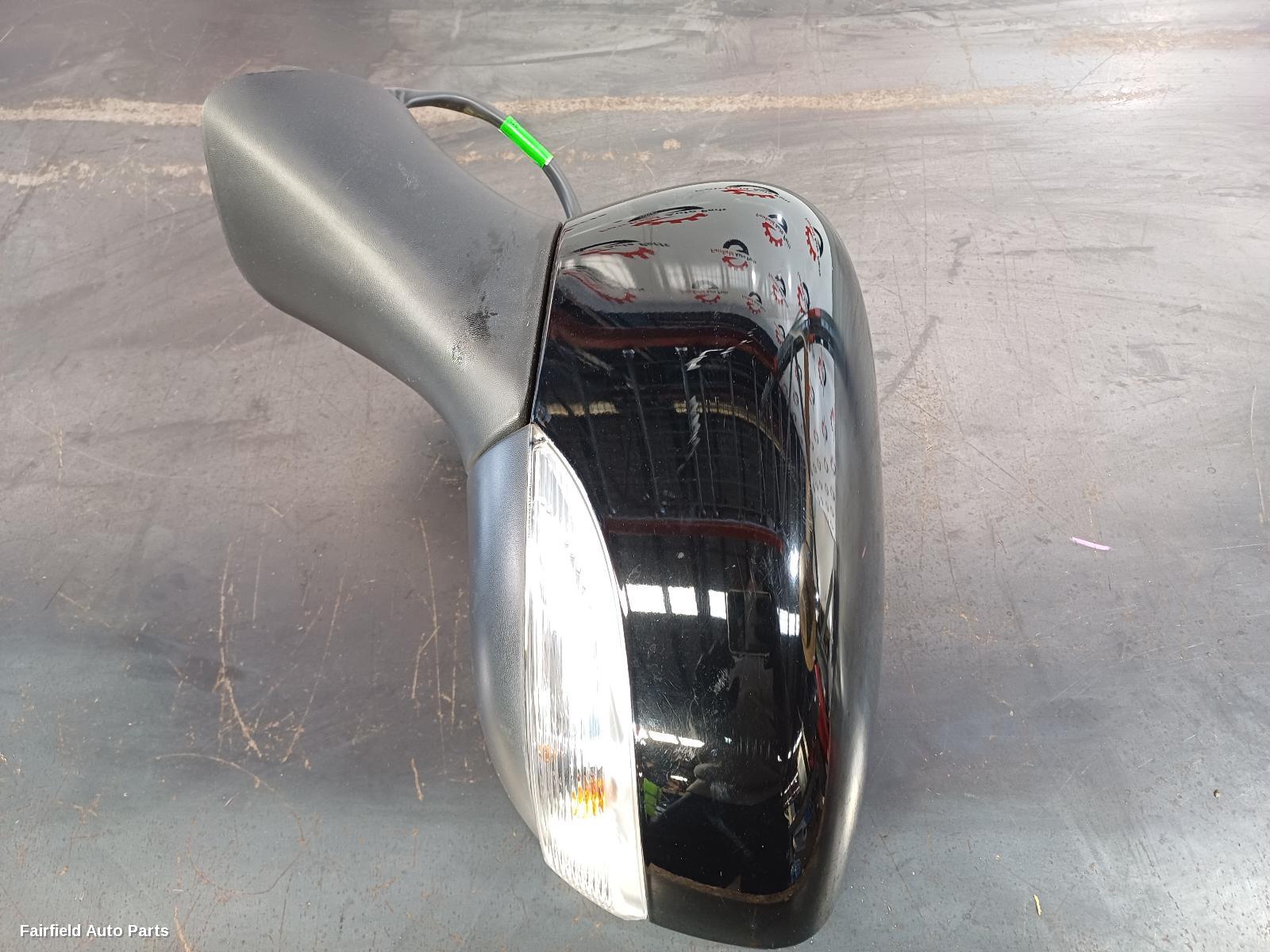 2013-2016 Renault Clio Left Door Mirror