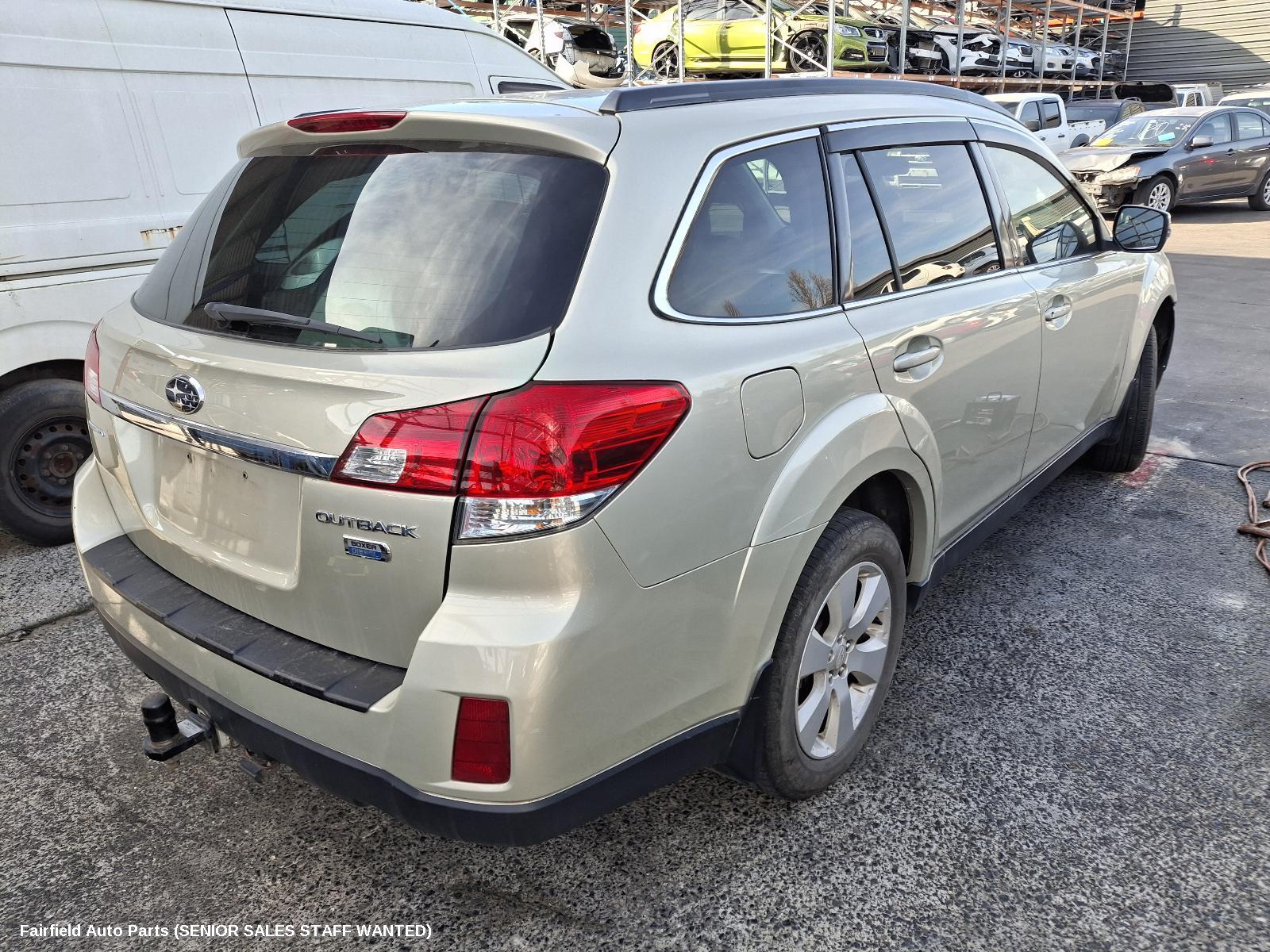 2012 Subaru Outback Left Rear Door Sliding