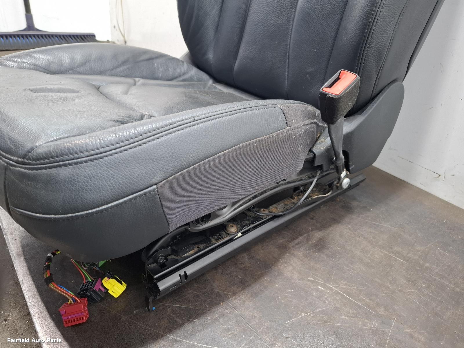 2015-2020 Audi Q7 Front Seat