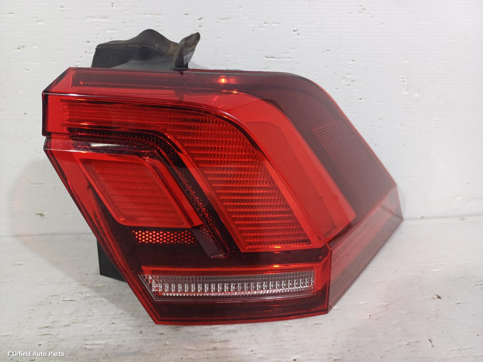 2021-2024 Volkswagen Tiguan Right Taillight