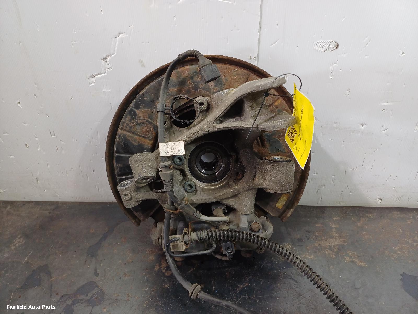 2014-2018 Porsche Cayenne Right Rear Hub Assembly