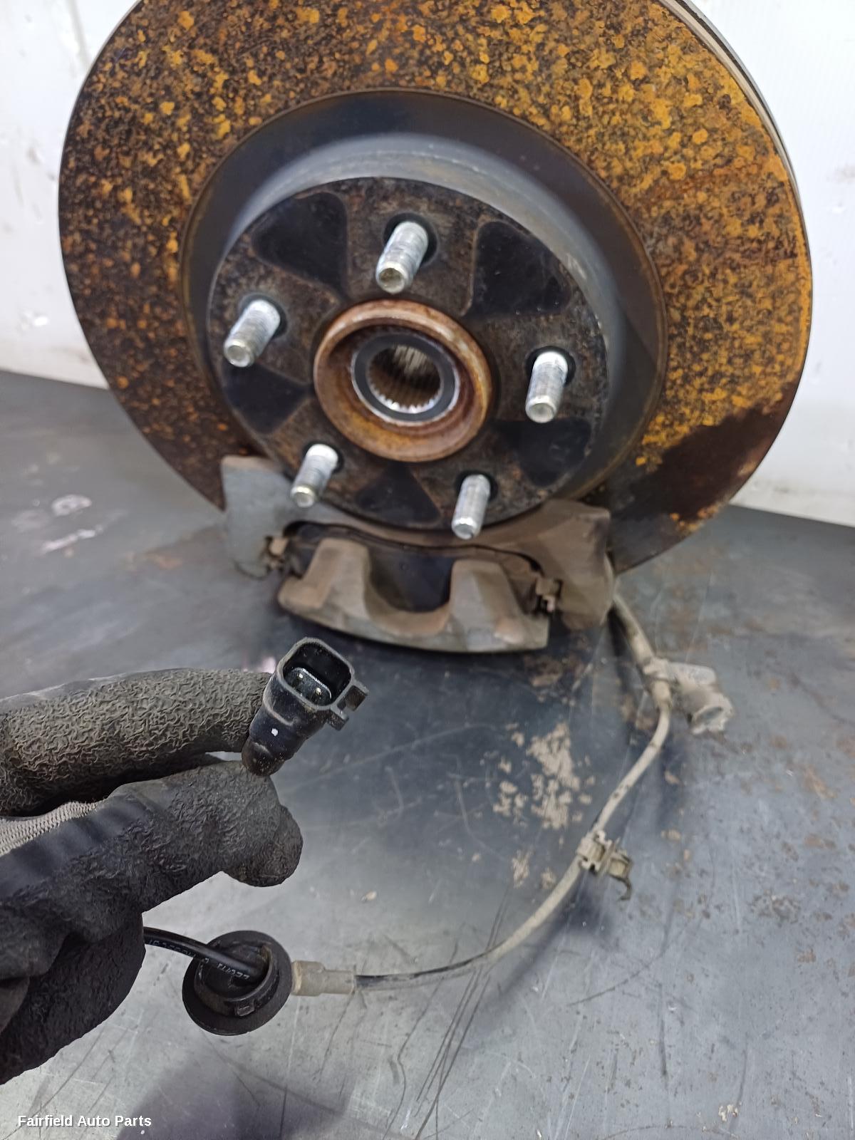 2006-2021 Mitsubishi Outlander Left Front Hub Assembly