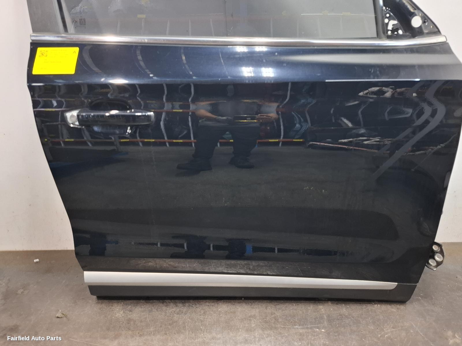 2017-2025 Mg Zs Right Front Door