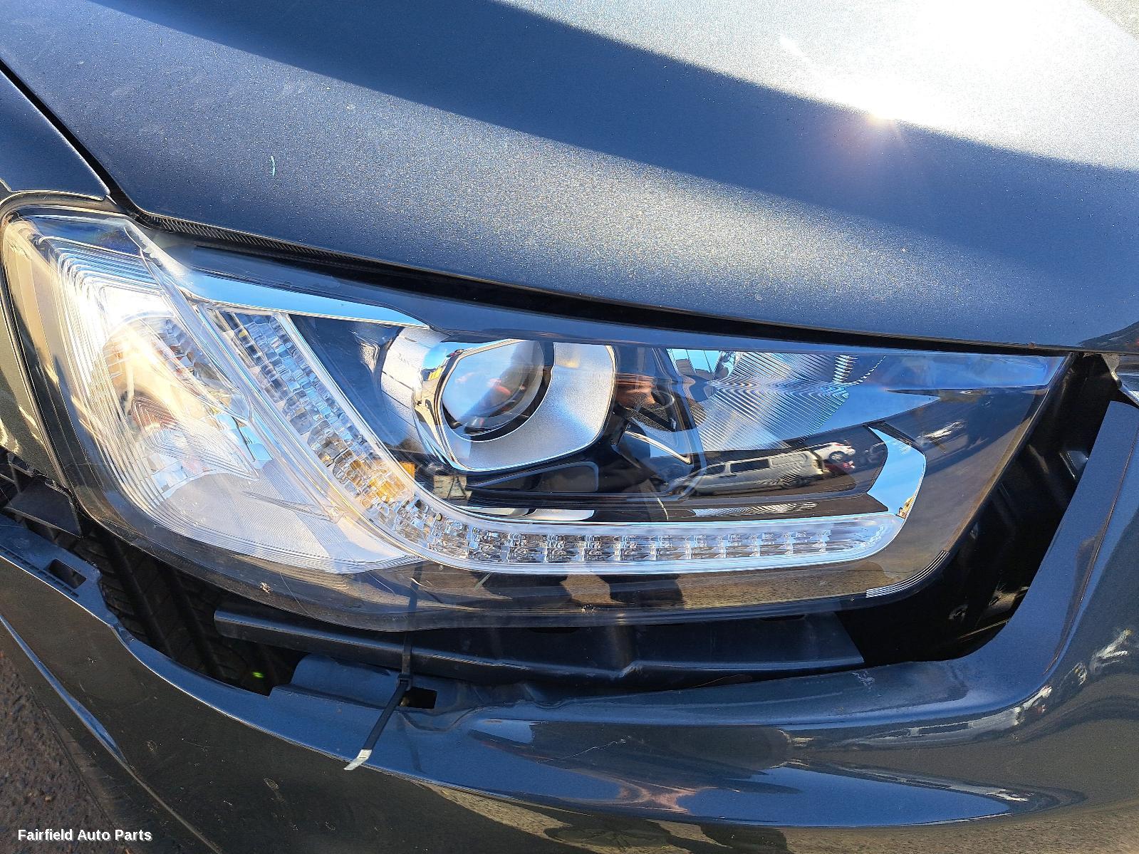 2017 Holden Captiva Right Headlamp