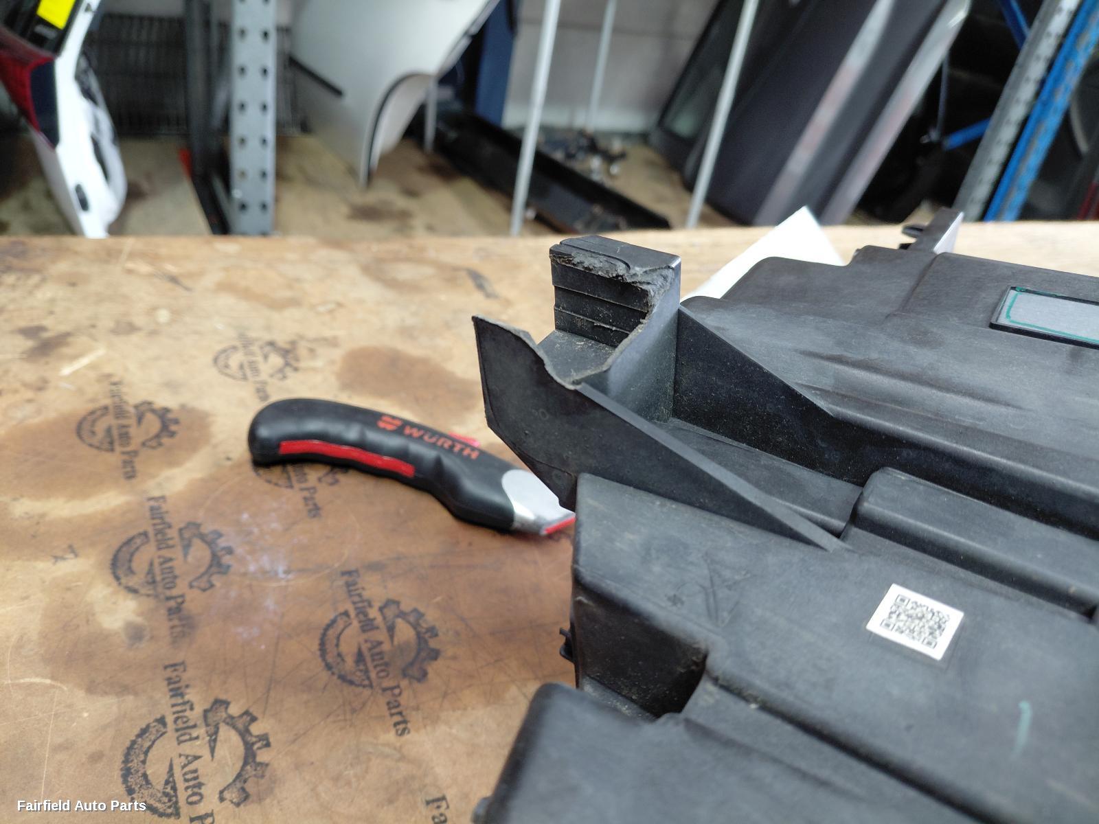 2021-2025 Ldv T60 Right Headlamp