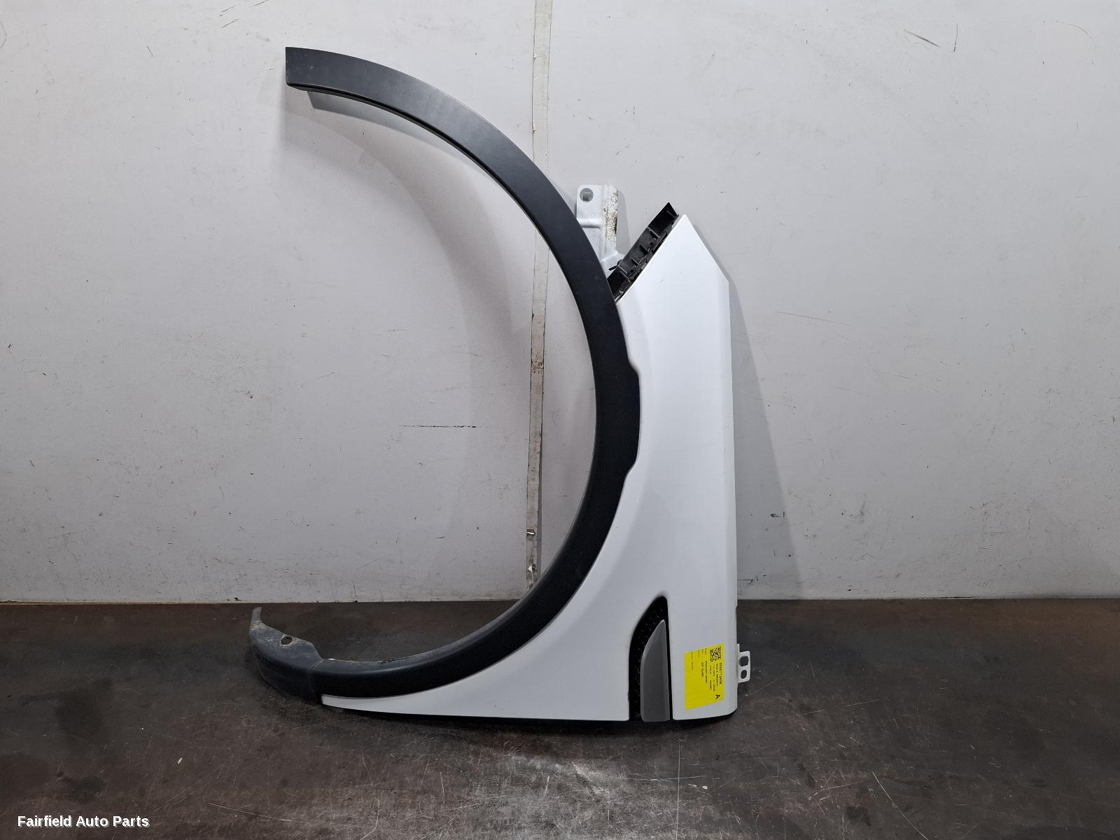 2015-2025 Land Rover Discovery Sport Left Guard