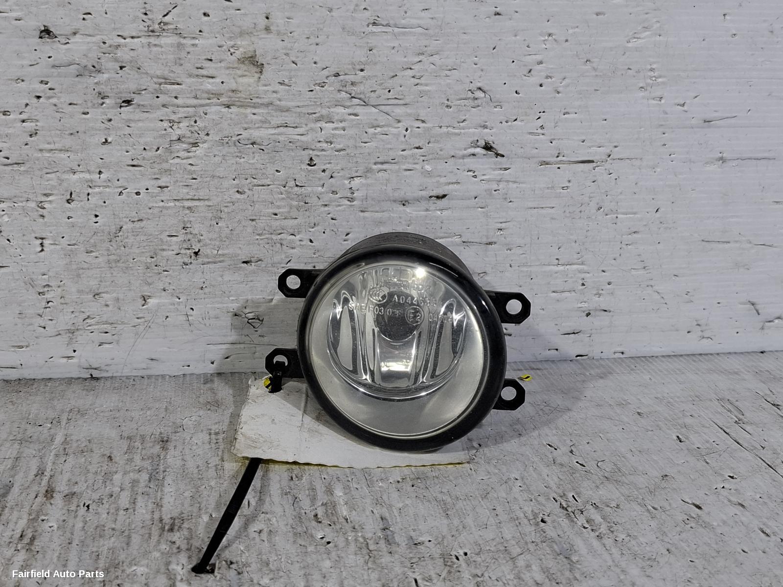 2006-2020 Toyota Tarago Right Indicator Fog Side