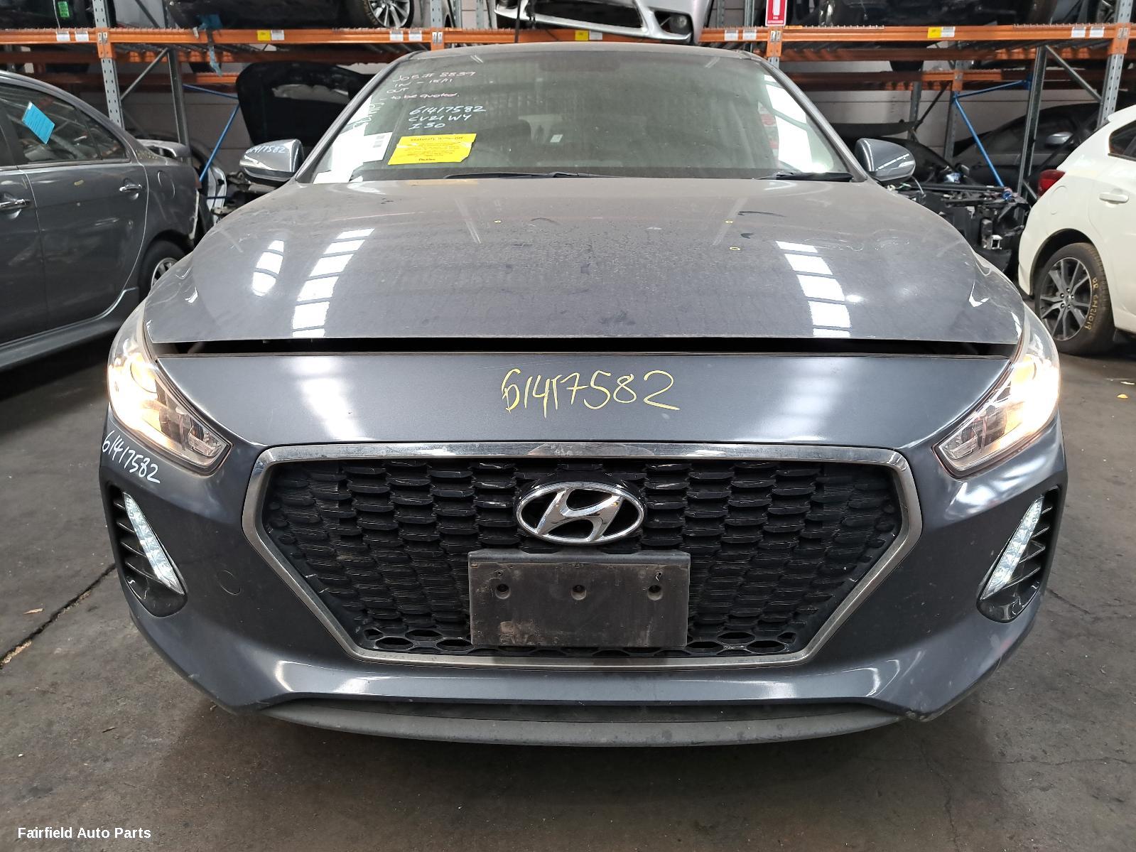 2017 Hyundai I30 Left Driveshaft