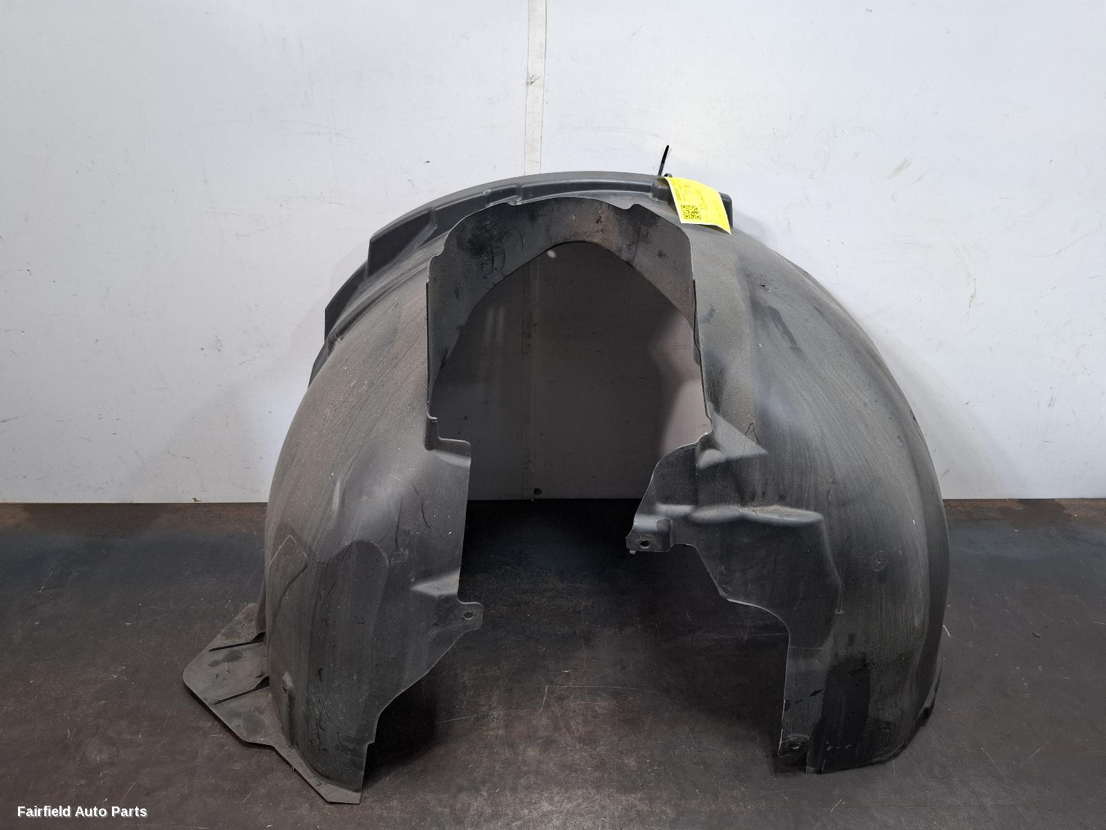 2017-2025 Volvo Xc60 Left Guard Liner