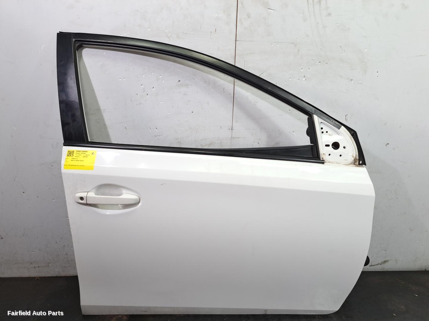 2012-2018 Toyota Corolla Right Front Door