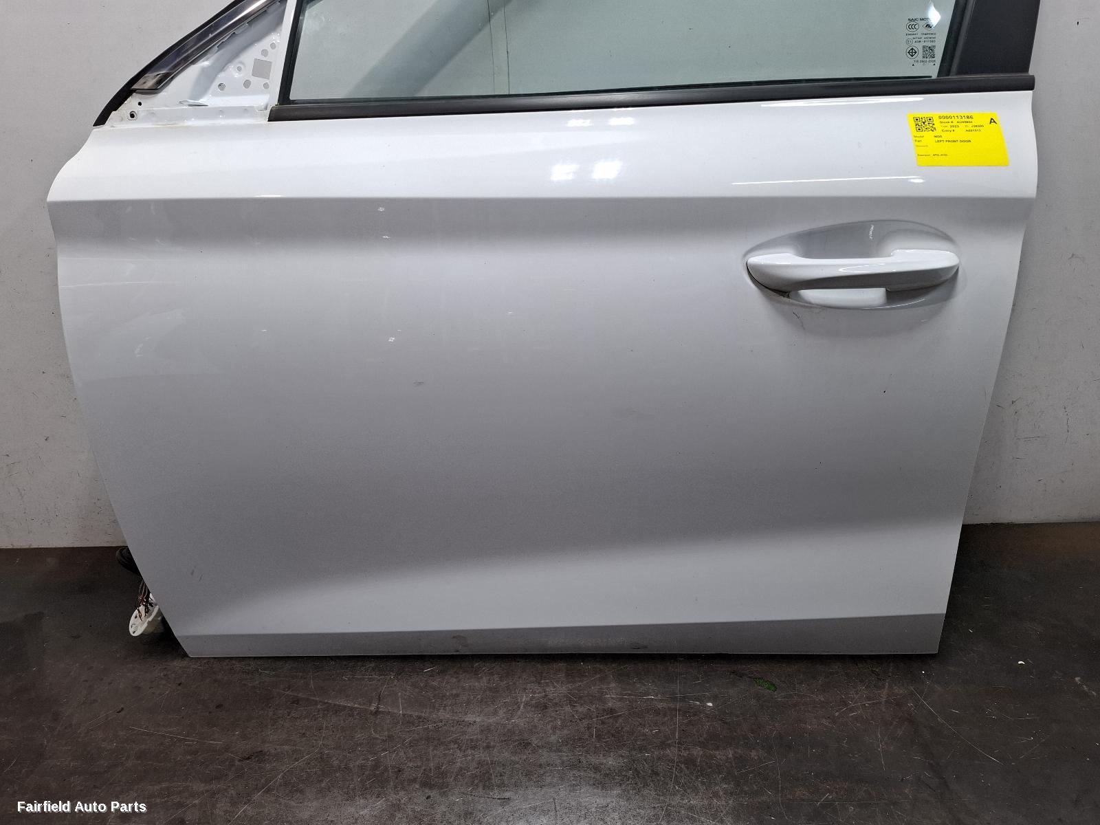 2023-2026 Mg Mg5 Left Front Door
