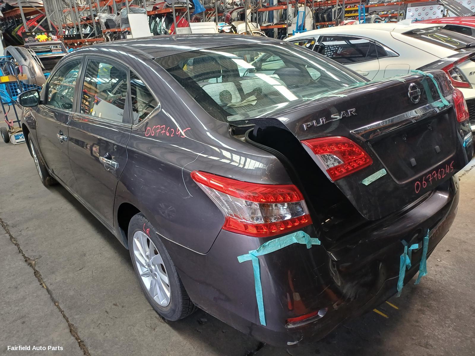 2014 Nissan Pulsar Sunvisor