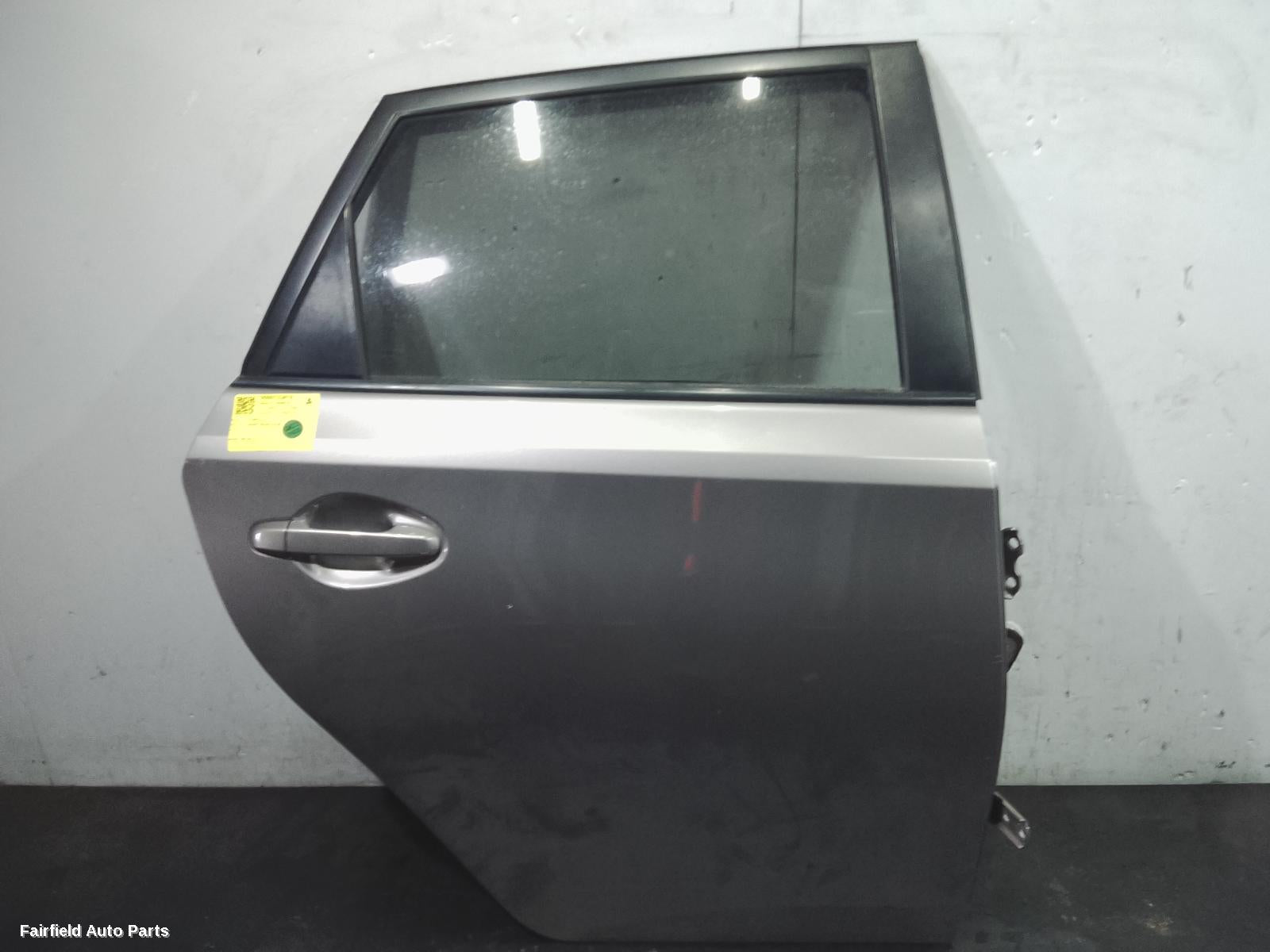 2007-2012 Toyota Corolla Right Rear Door Sliding